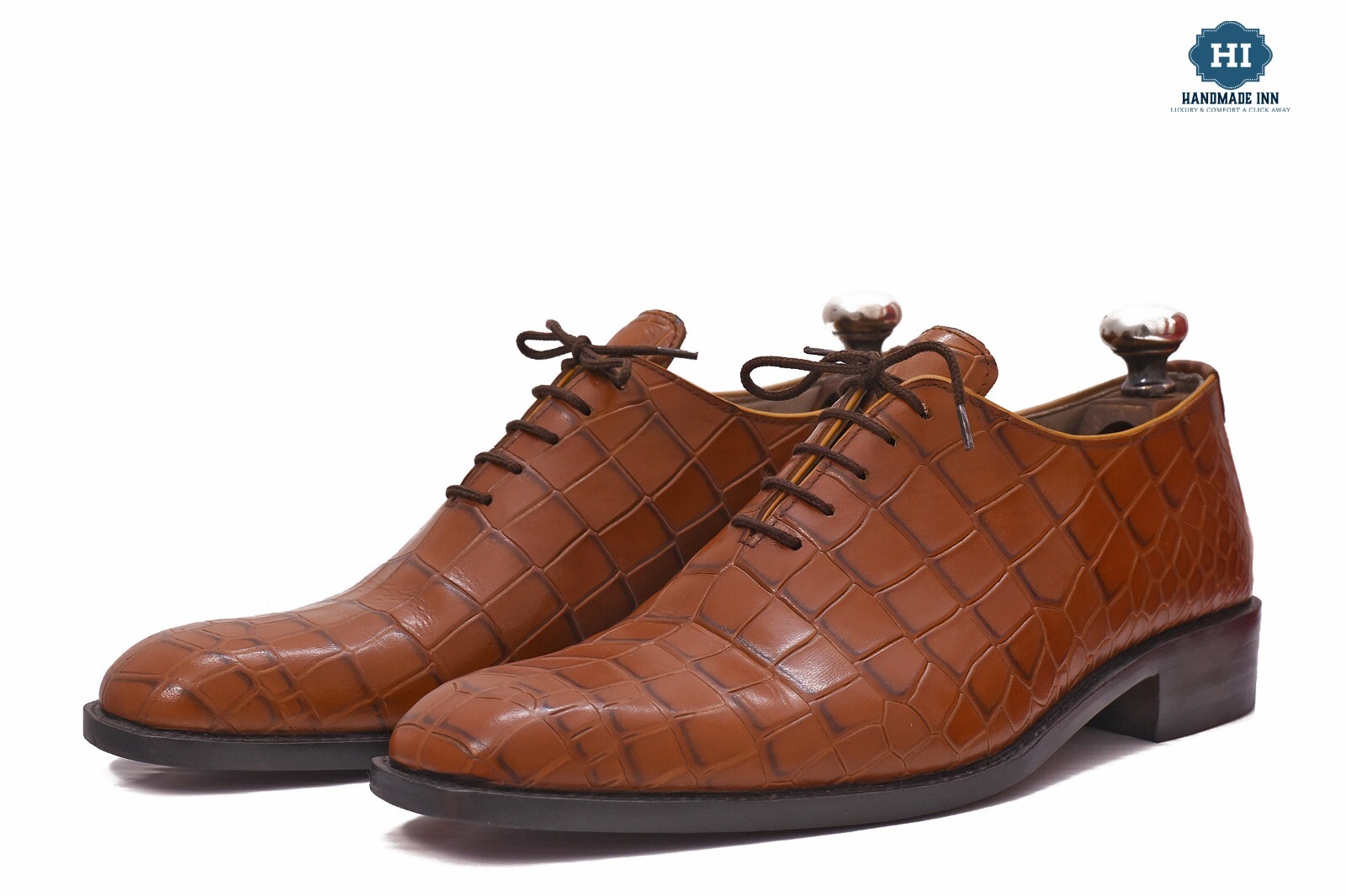 Elevate Your Style with Exquisite Crocodile Texture Leather Shoes | Shop Now