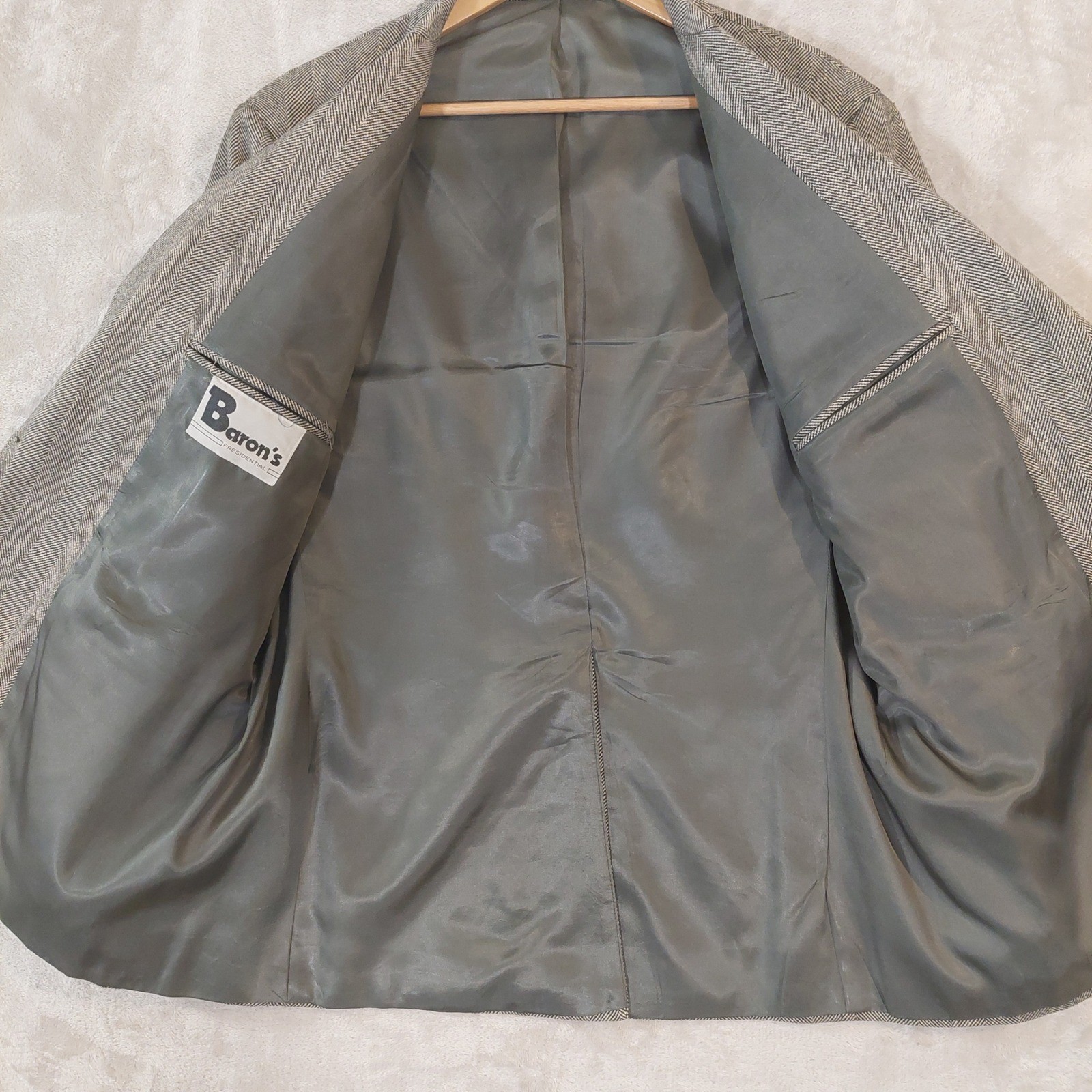 vintage Barons Presidential Herringbone Tweed USA made Jacket Elbow Patches 46R