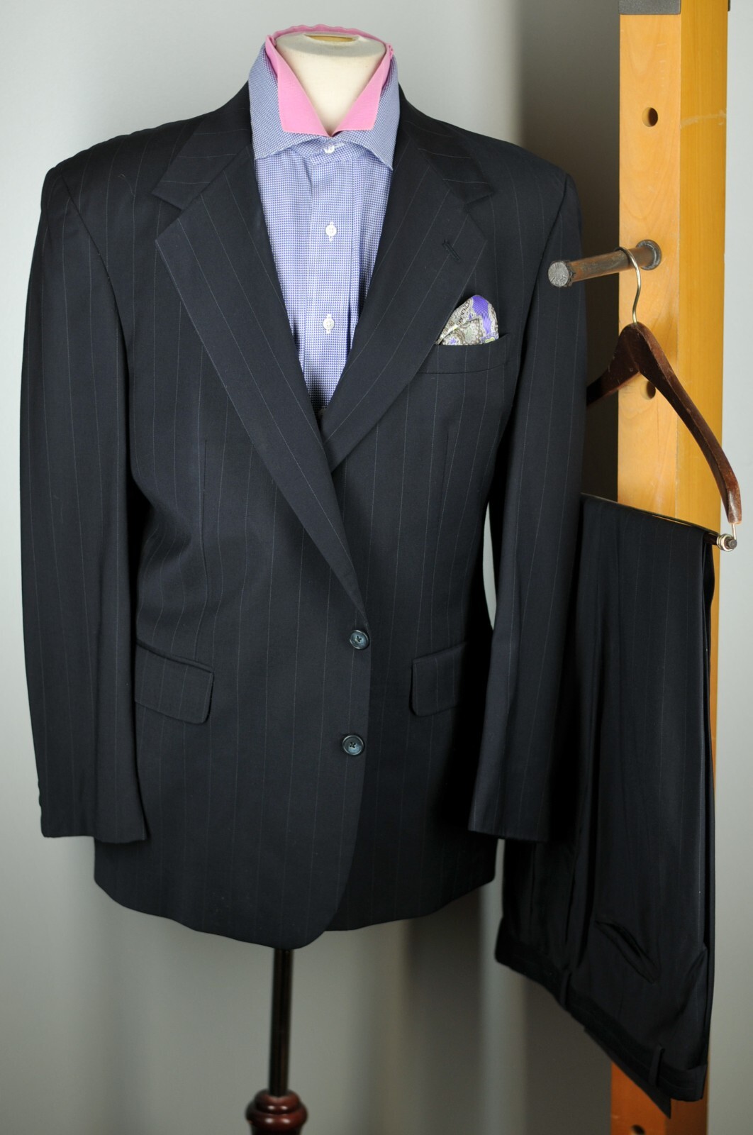 Corbin Men’s Navy & Gray Striped All Season Wool Suit 42R 42 Regular