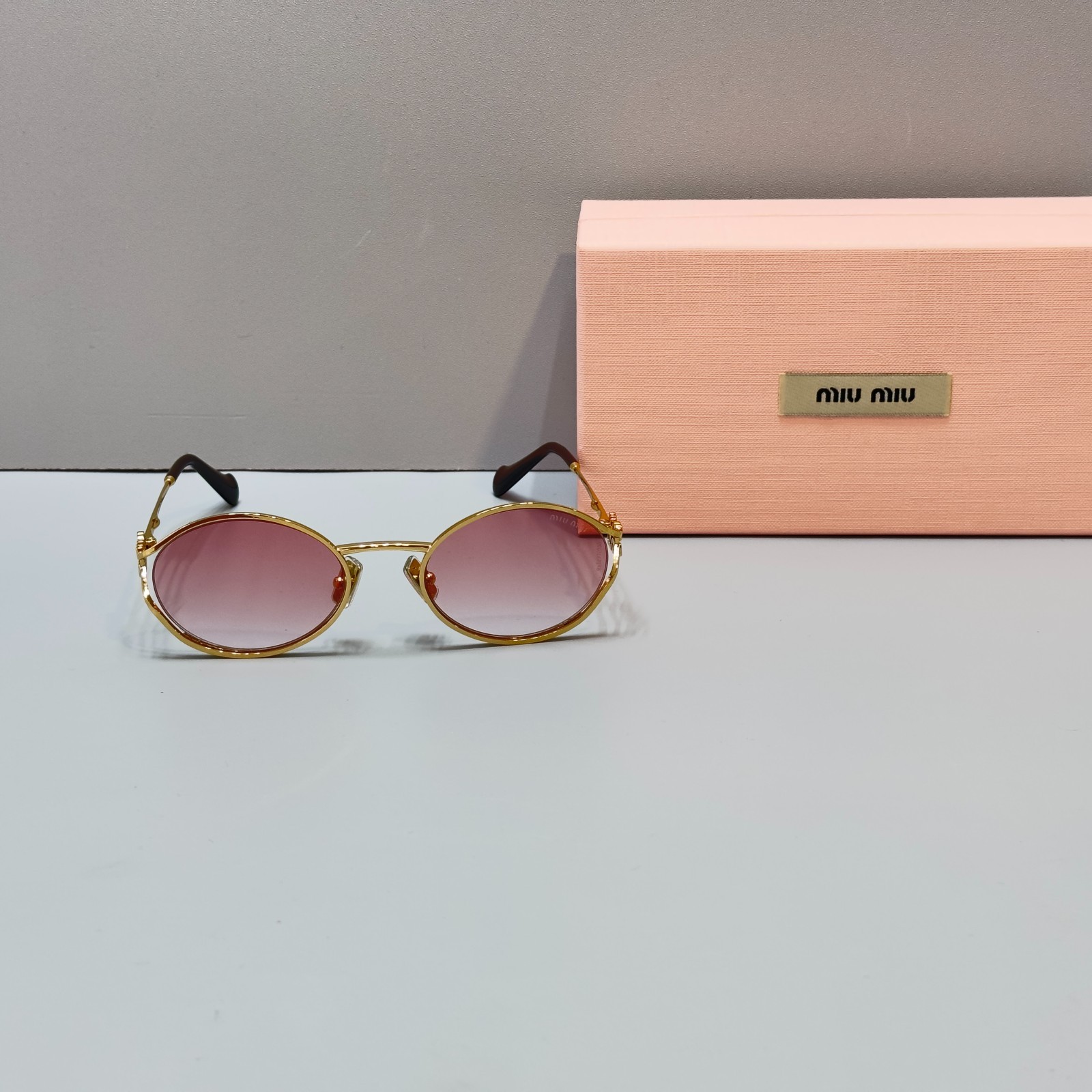 Miu Miu MU 52YS Pink Gradient Lens Gold Metal Oval Sunglasses New With Box