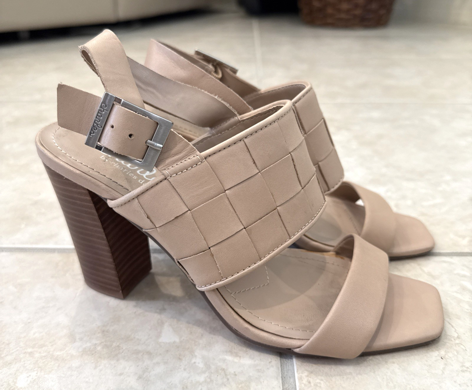 Charles By Charles David Leather Maison Beige Nude Sandle Block Heels Size 7.5M
