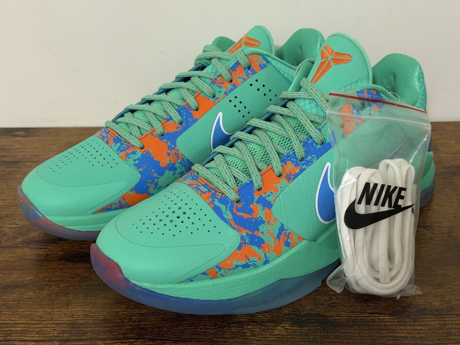 NIKE KOBE 5 PROTRO NY VS NY JALEN BRUNSON FINALS KNICKS IX1200-300 SIZE 15 NEW