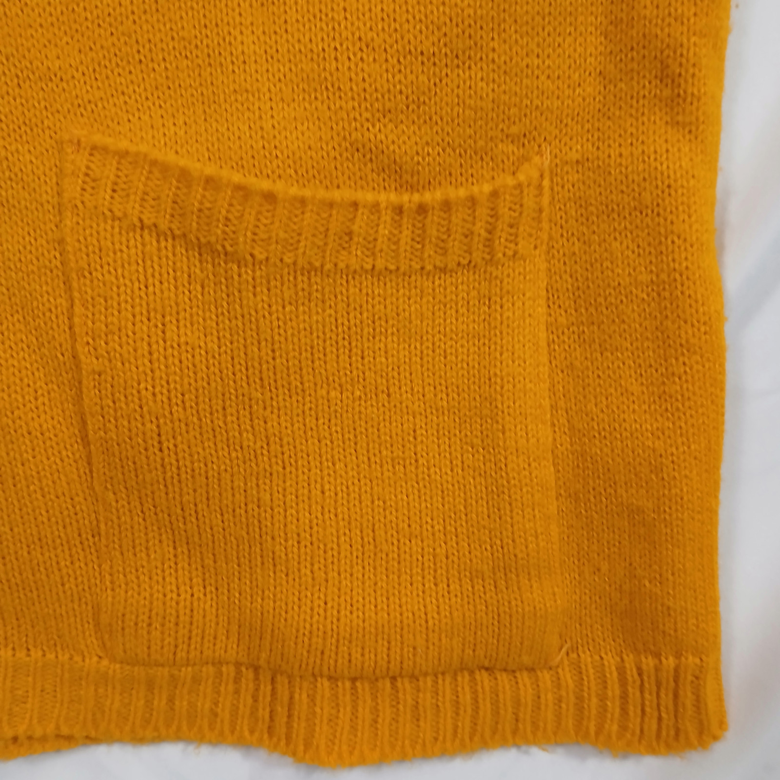 Bobbie Brooks Sweater Vest Womens M Marigold Orange Knit Pocket ILGW Vintage 70s