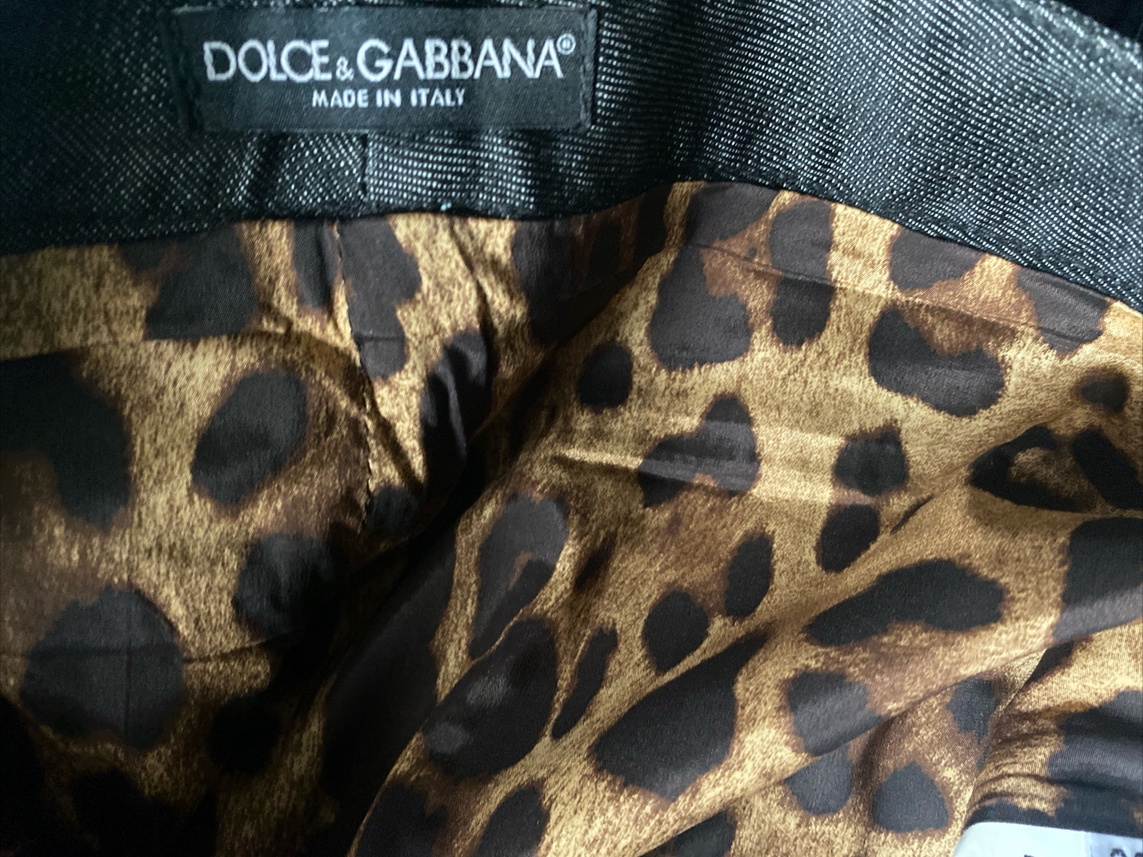 Authentic Dolce Gabbana Women’s Mini Skirt Size 38 Italy 98% Cotton 2% Stretch