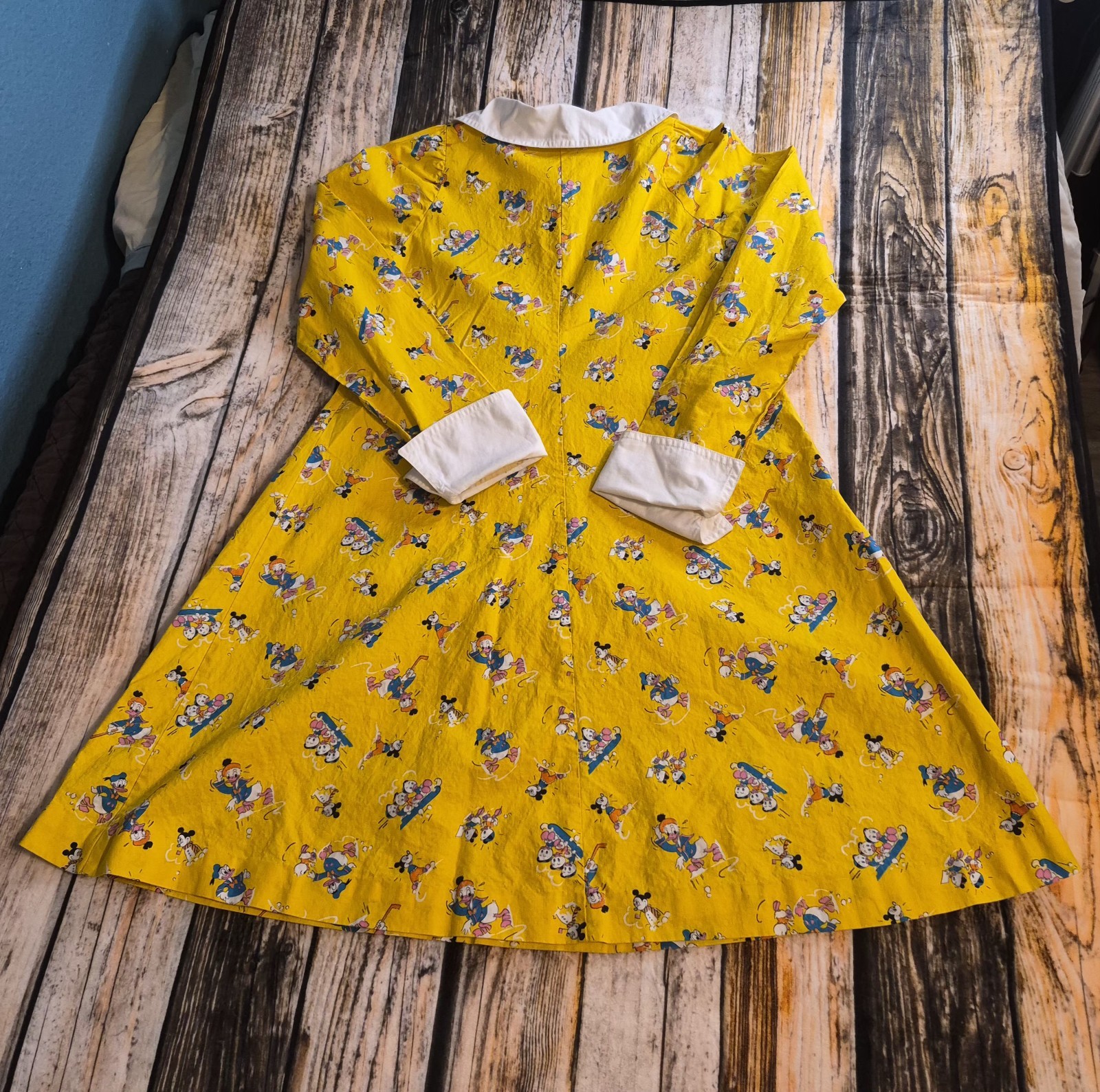 Vintage Disney Dress European Donald Mickey Mouse Print Size EU 36 US 4-6 Small