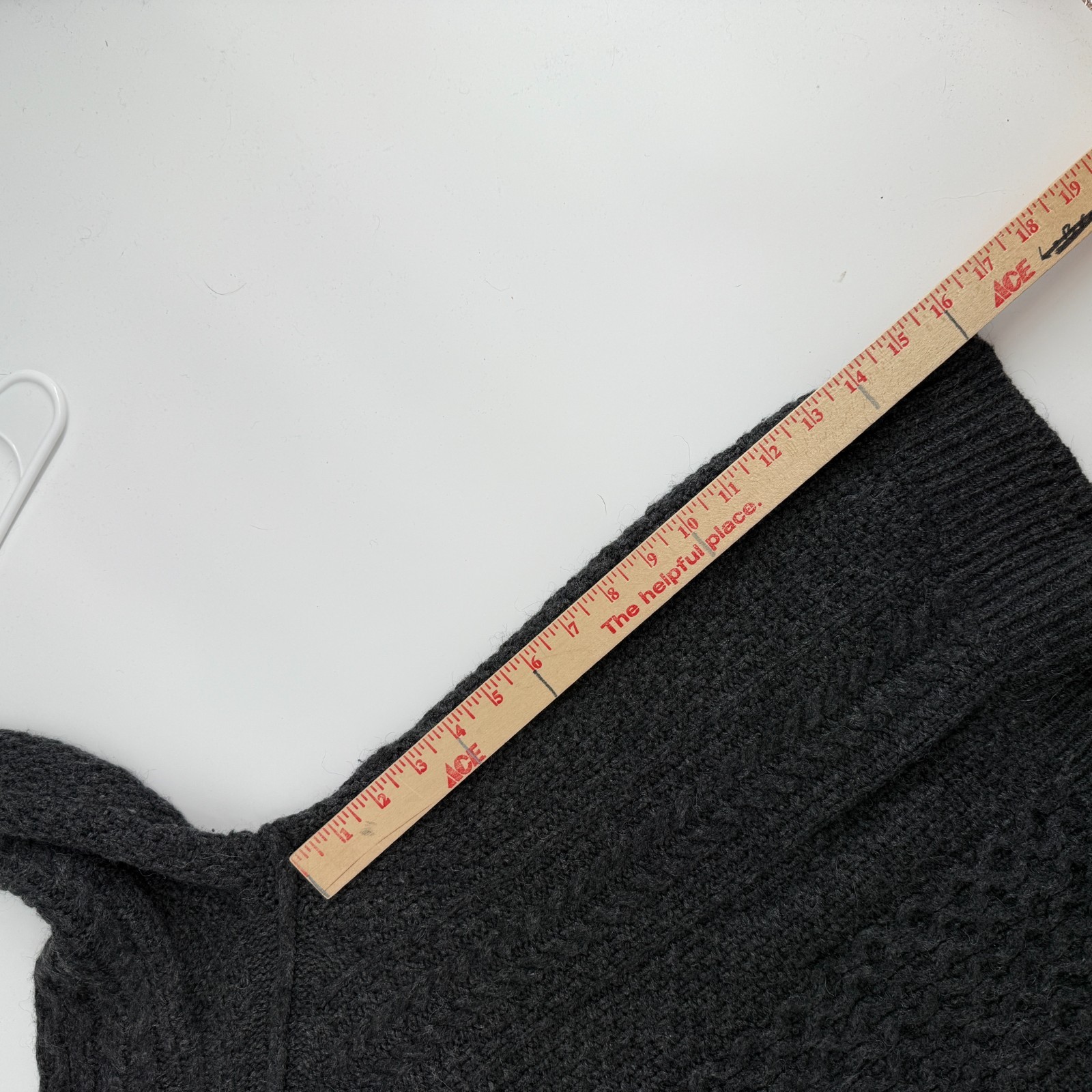 Vince Sweater Gray Cable Knit Wool Alpaca Pullover Cabincore Fisherman Womens M
