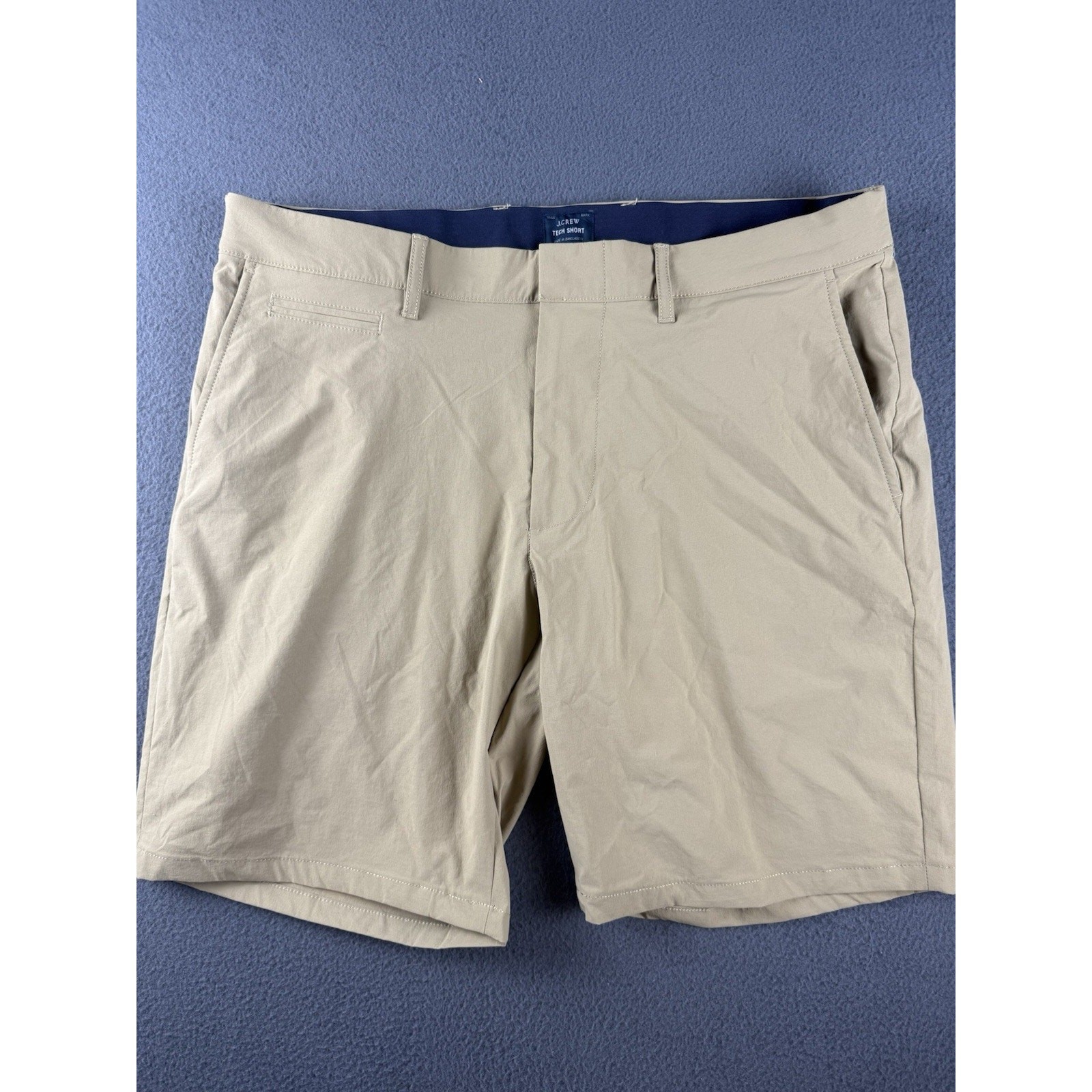 J. Crew Trademark 9 Inch Tech Short Men’s Size 35 Tan Chinos Golf Casual Preppy