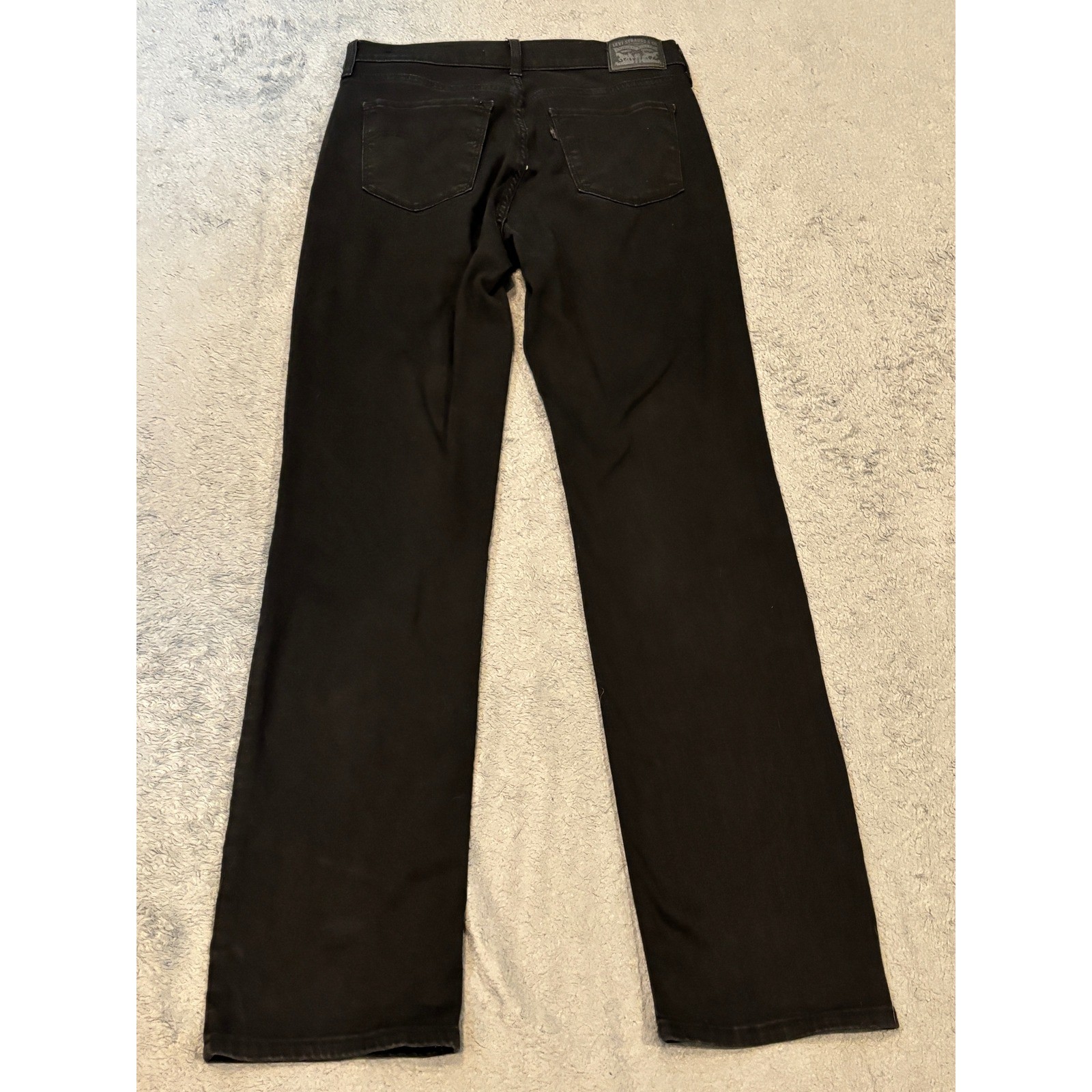Levis Classic Straight Leg Jeans Black Denim Womens Size 6 Mid Rise 30×31