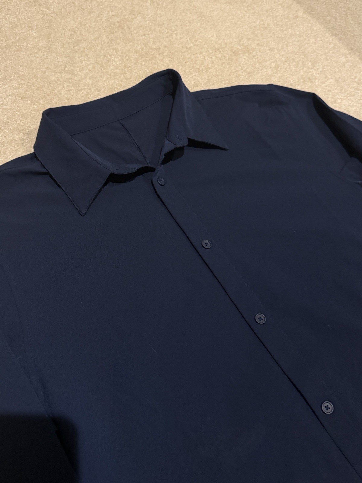 Lululemon Commission Long Sleeve Button Up Collared Shirt Men’s Medium Navy Blue