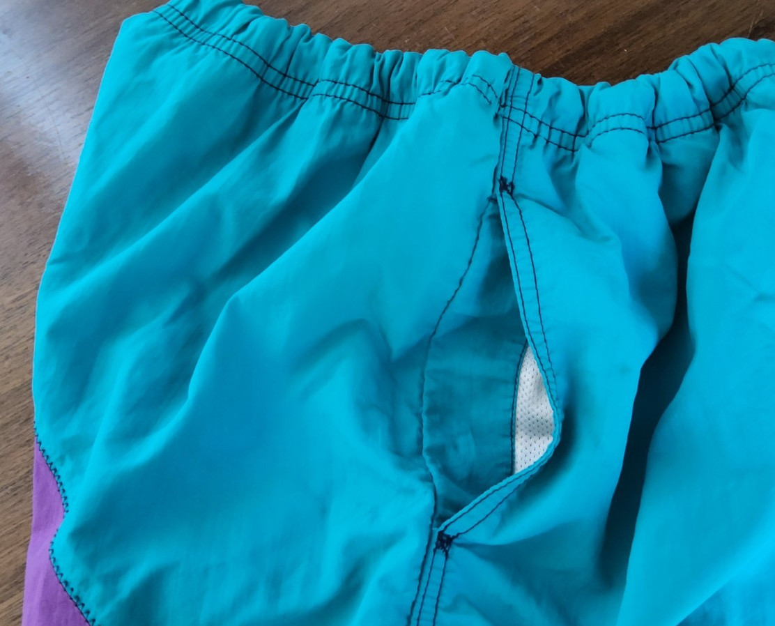 VTG 1990s COLOR BLOCK SWIM SURF SHORTS. BOARD TRUNKS. POCKETS. Blue Teal Purple.