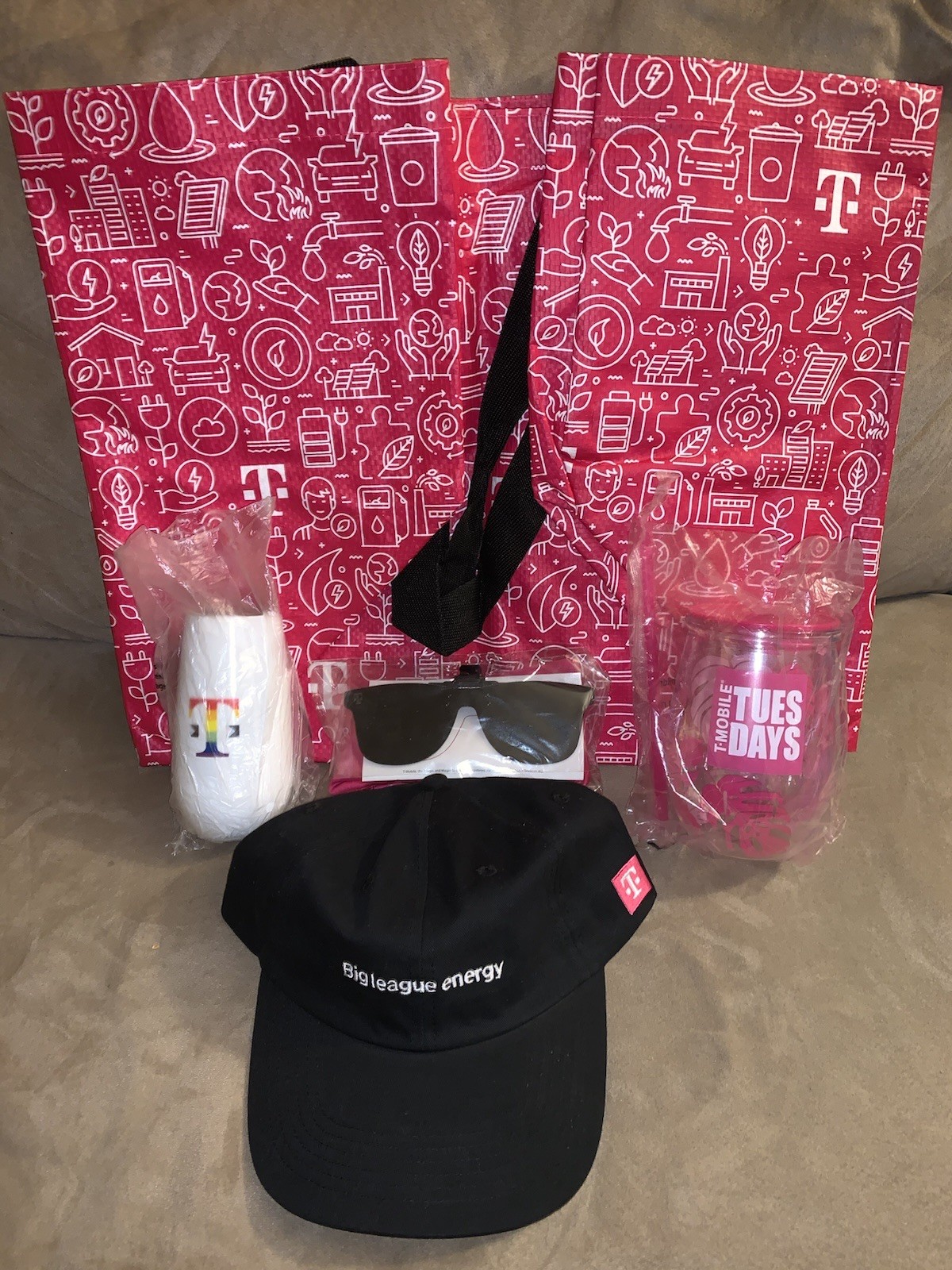T-Mobile Tuesdays: Oversized Tote Bag, Tumblers, Sunglasses/Lenses, Baseball Hat
