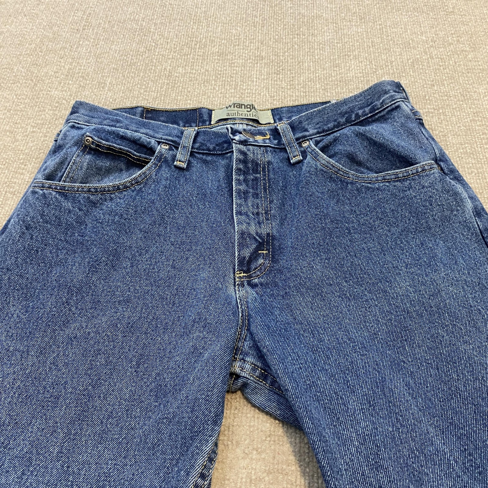 Wrangler Authentics Jeans Mens 32×32 Blue Medium Wash Relaxed Straight Denim