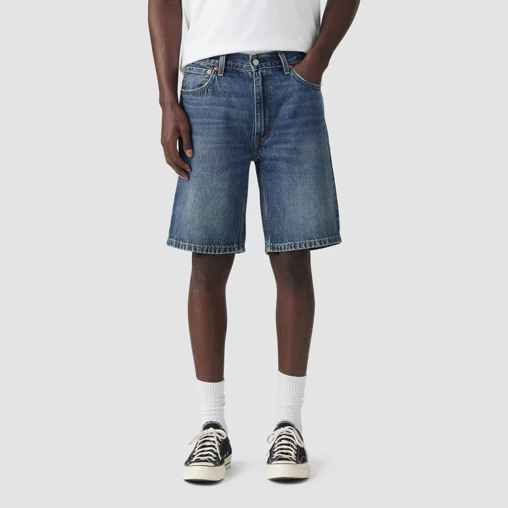 Levi Men 454 Relaxed Fit 10″ Shorts – Medium Wash 30