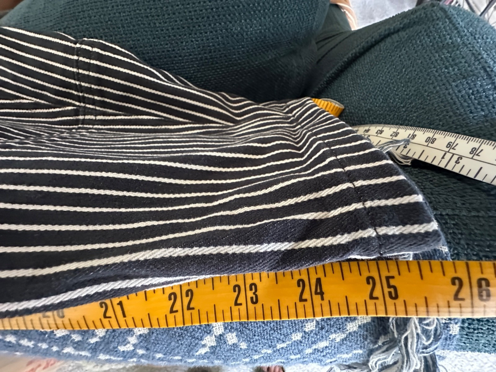 Everlane The Utility Barrel Pant Size 8 in Black Off-White Stripe