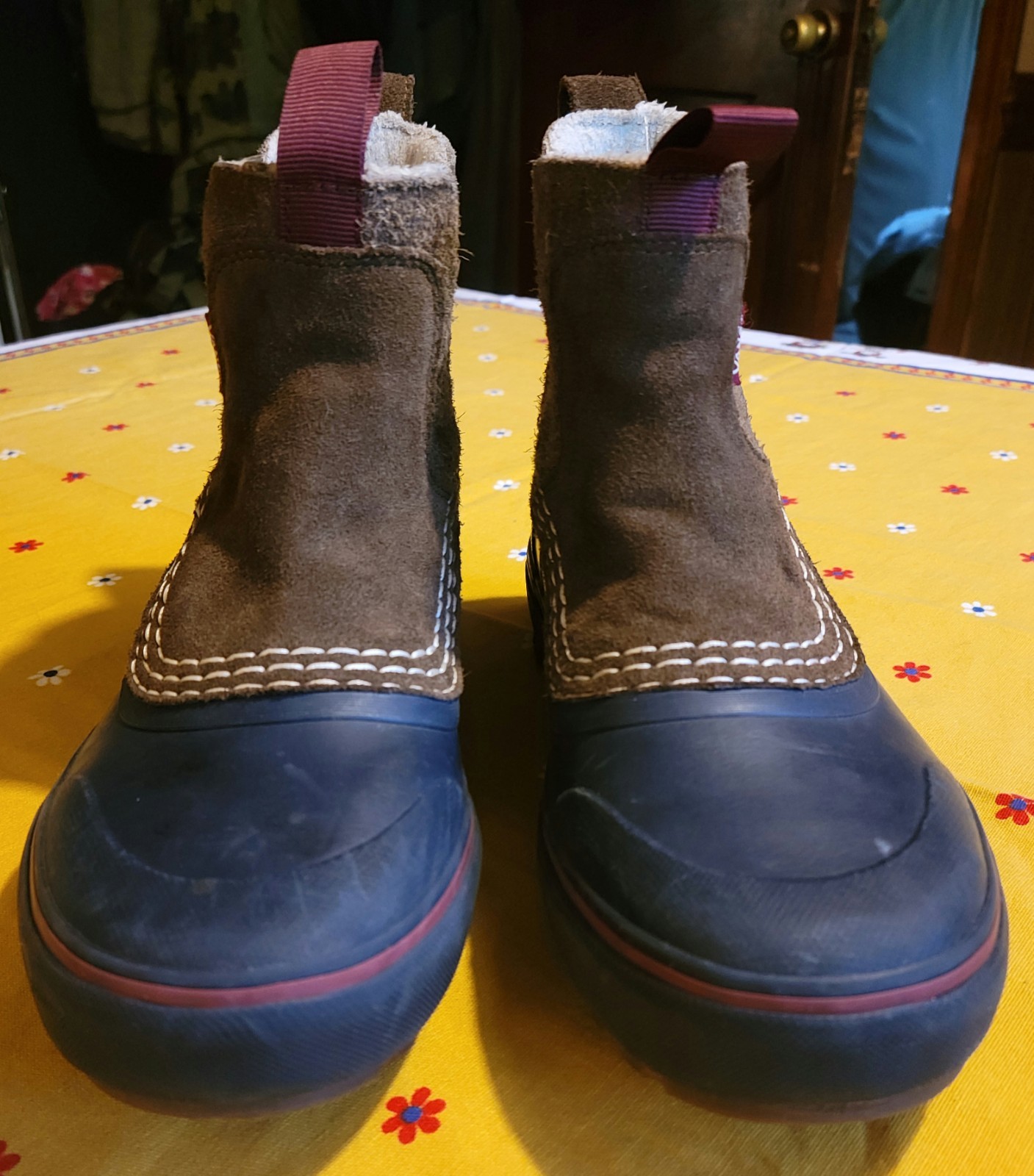 Vans Mid Chelsea Boots Brown/Blue Suede Rubber Men’s 7.5 Women’s 9 Rain/Snow
