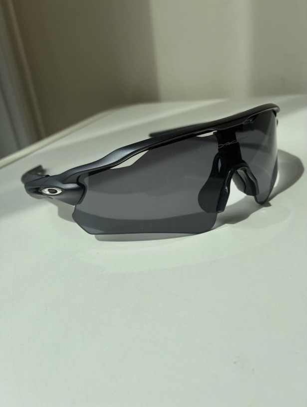 NEW Oakley 009208 Radar Ev Path Men’s Sunglasses Black Frame – Black Prizm Lens