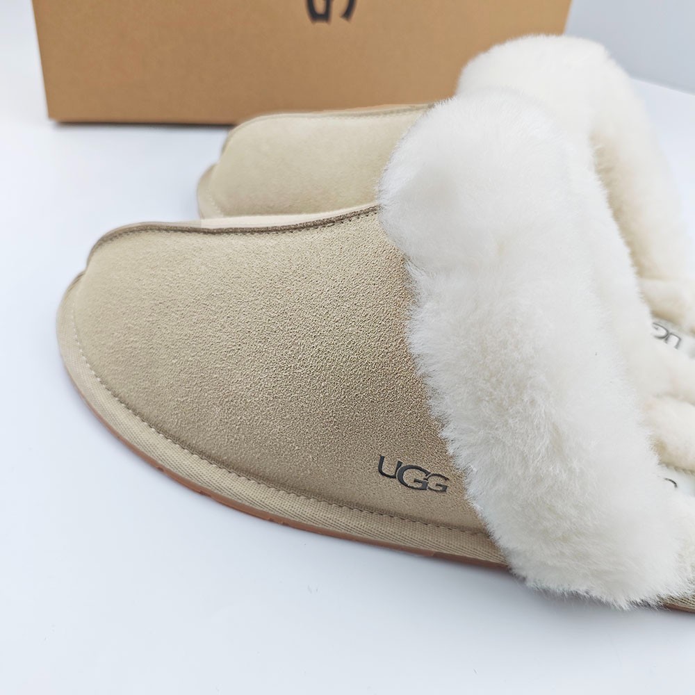 UGG Women’s Scuffette II Sand Sheepskin Collar Slippers Size US 6-11 With Box