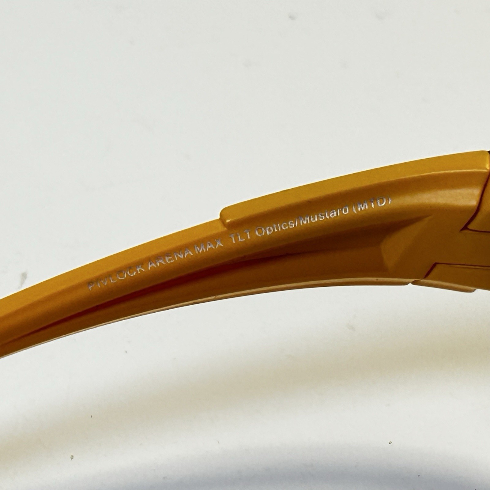 Smith Pivlock Arena Max Interchangeable Sunglasses Barely Used Mustard MT01