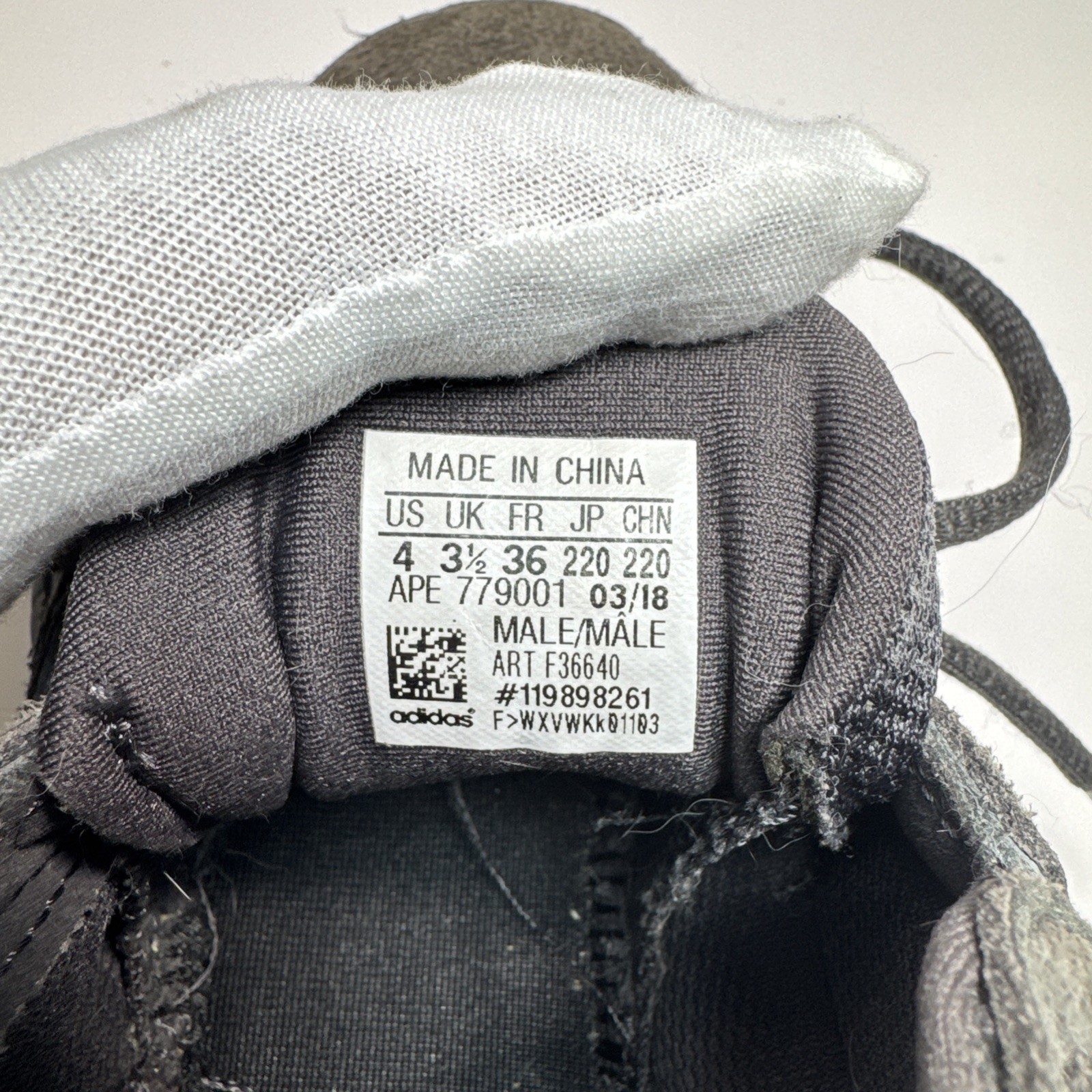 Pre Owned Size 4 – adidas Yeezy 500 Low Utility Black