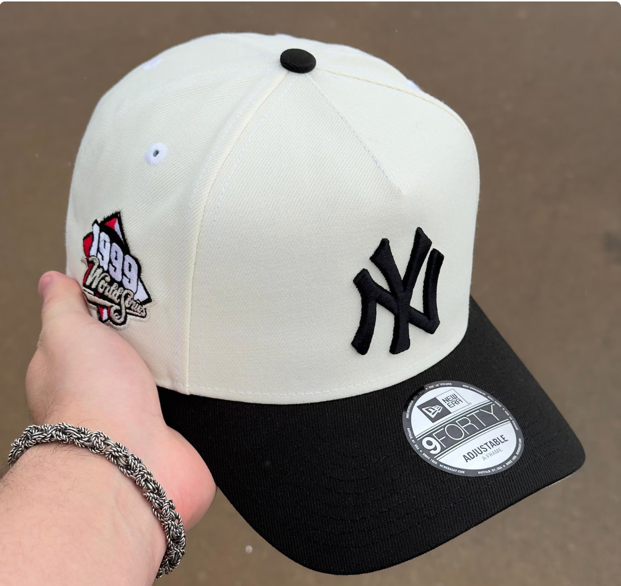 New York new era World Series (off white adjustable buckle) A frame 9 Forty