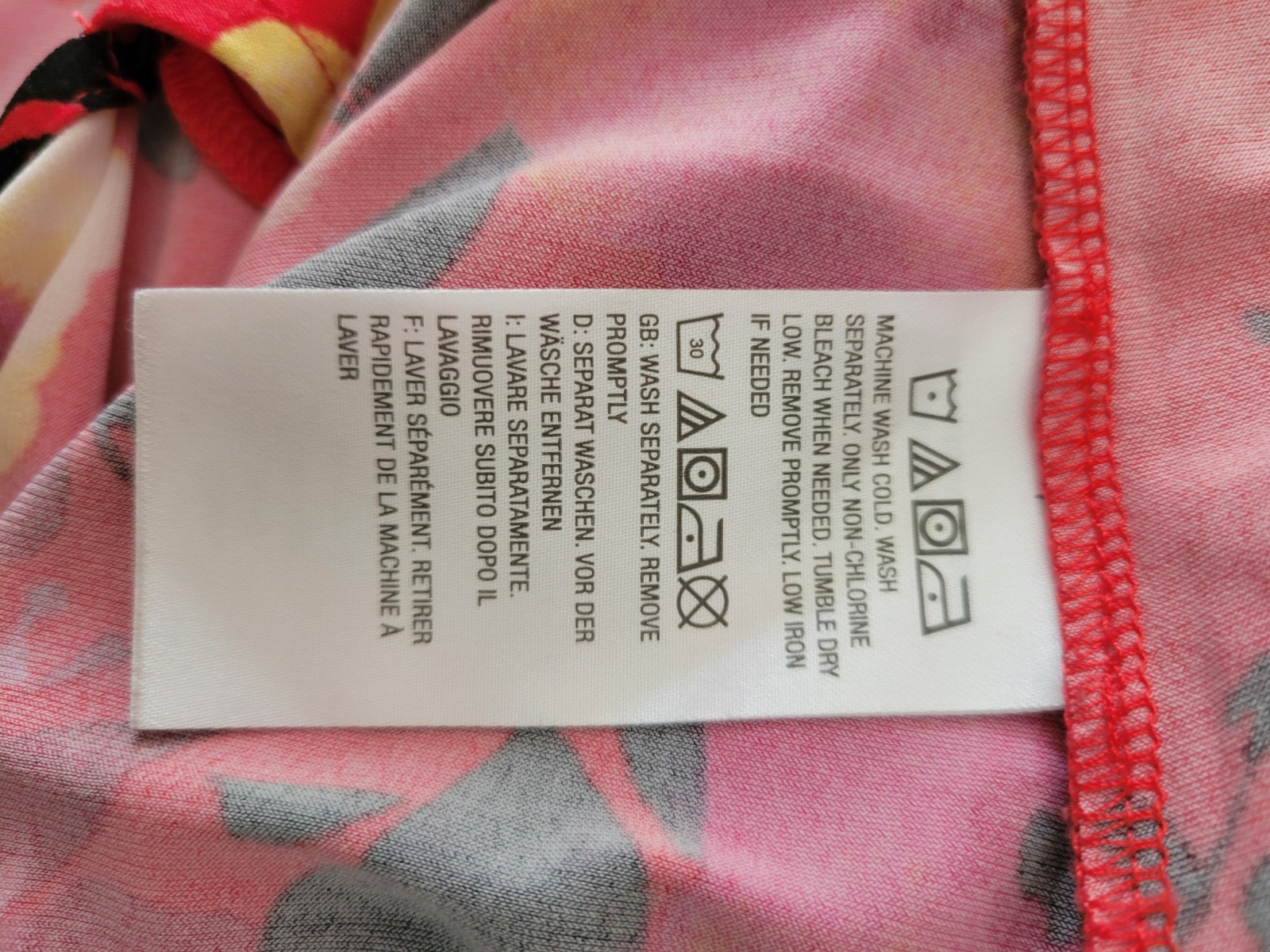Susan Graver Size S 3/4 Sleeve Blouse Red/Black/Pink/Yellow Floral Women Stretch