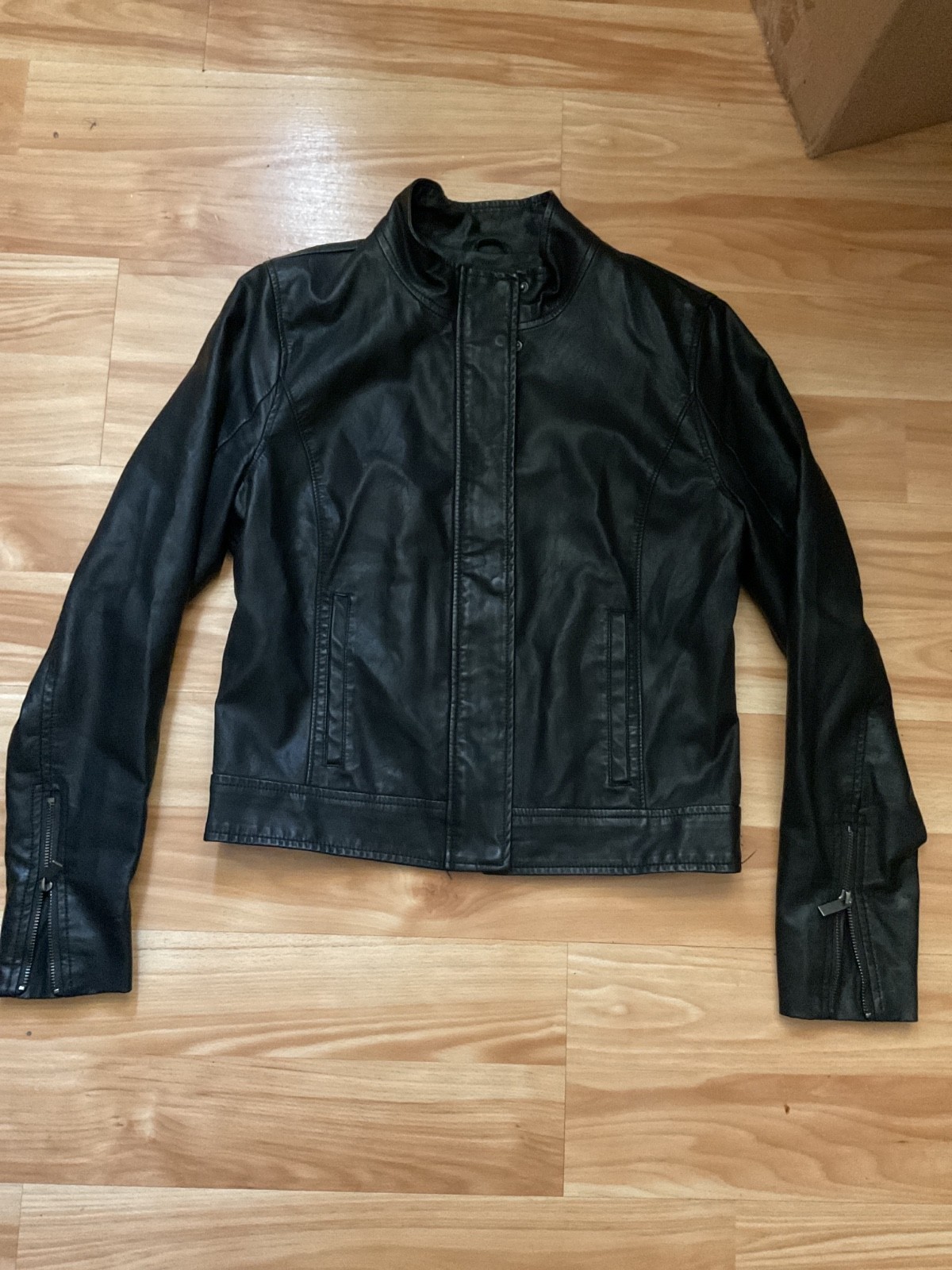 Women’s Faux Leather Jacket Small
