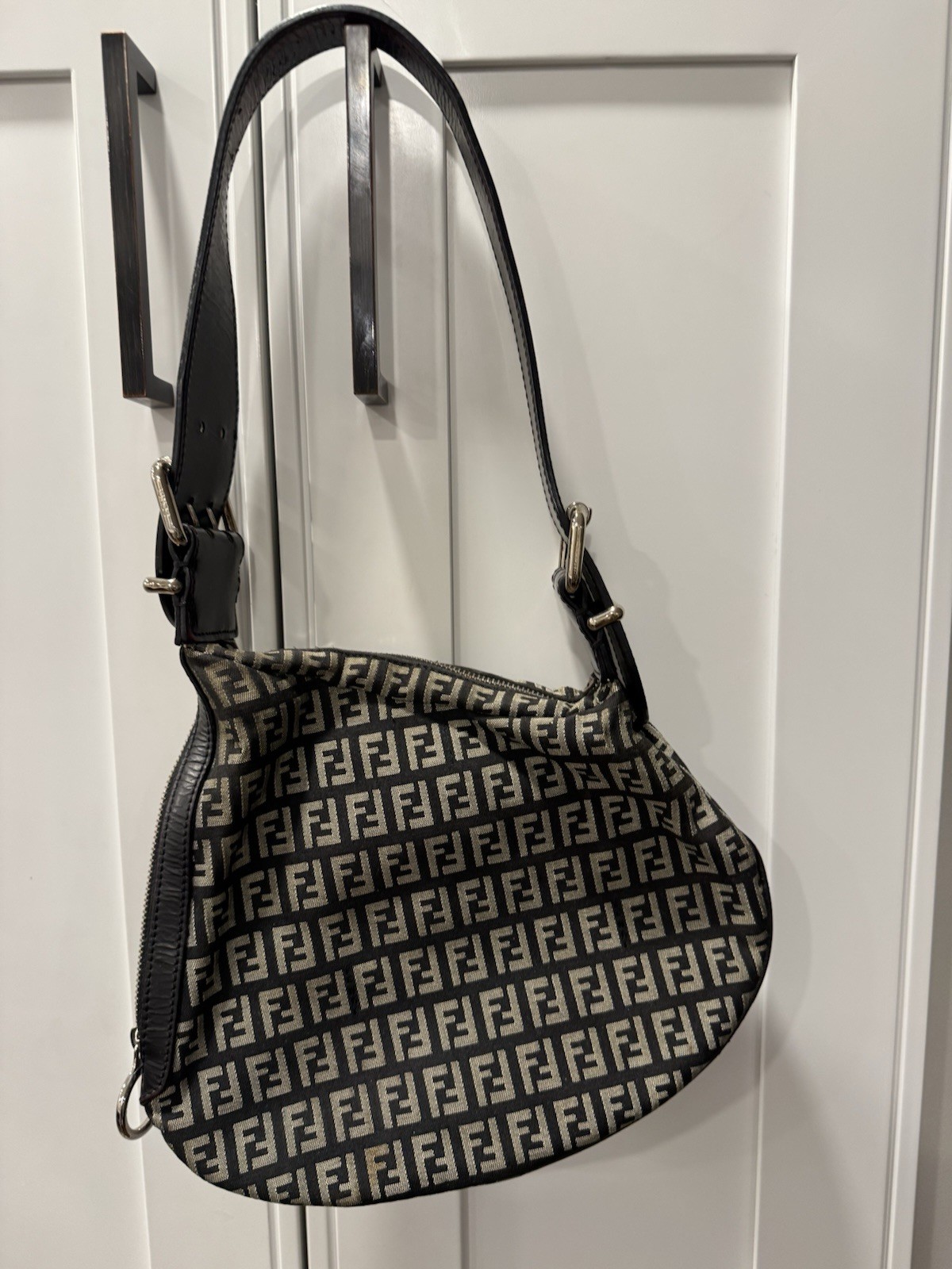 Vintage FENDI Oyster Baguette Bag Leather Brown Shoulder Zucca Print Y2K RARE