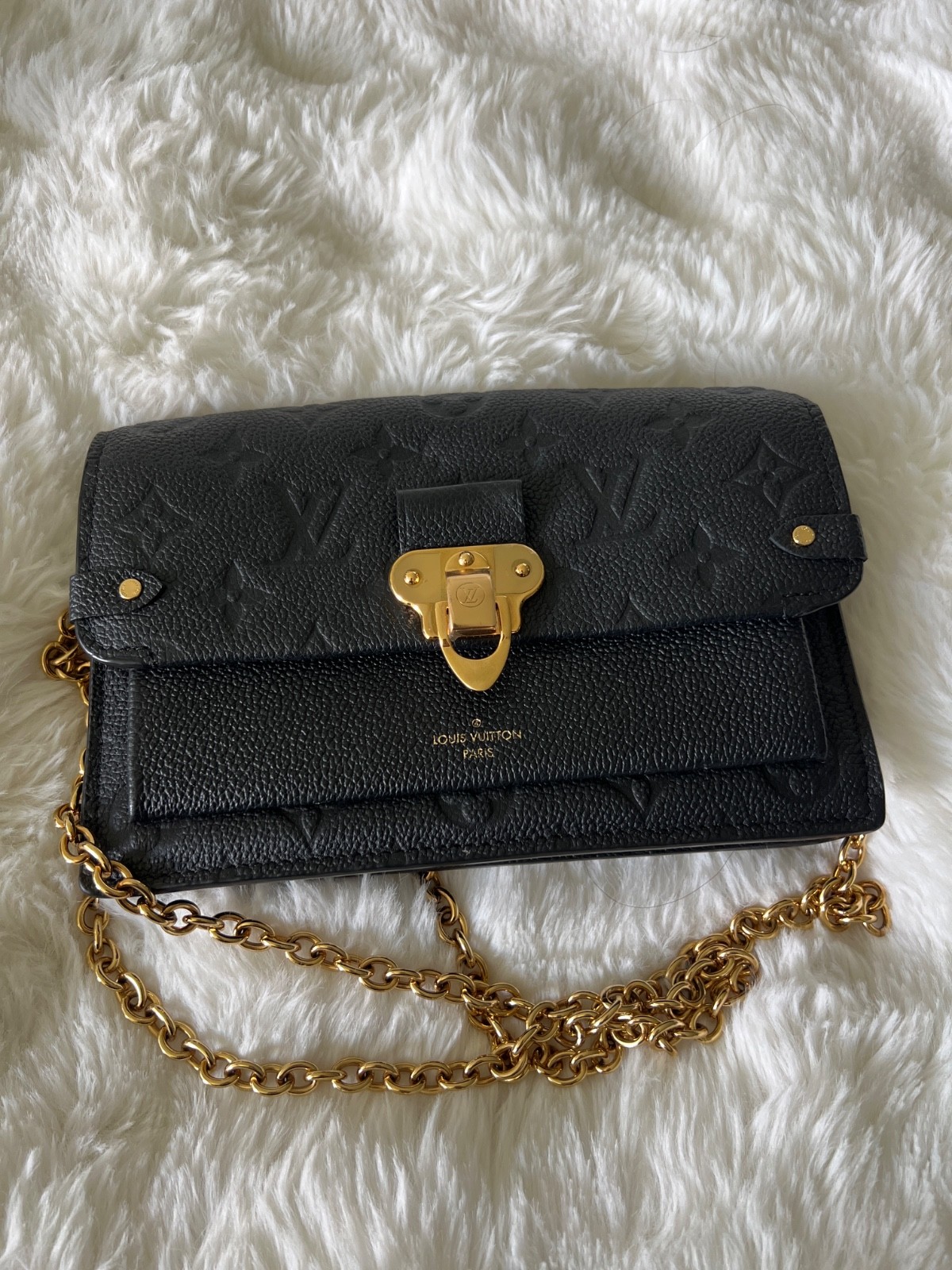 Louis Vuitton Vavin Crossbody Black Leather