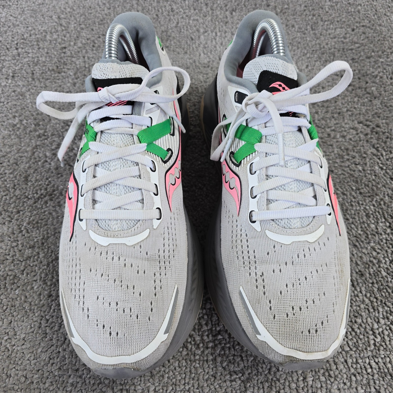 Saucony Guide 16 Womens Size 9 Running Shoes Light Gray White Pink Sneakers Low