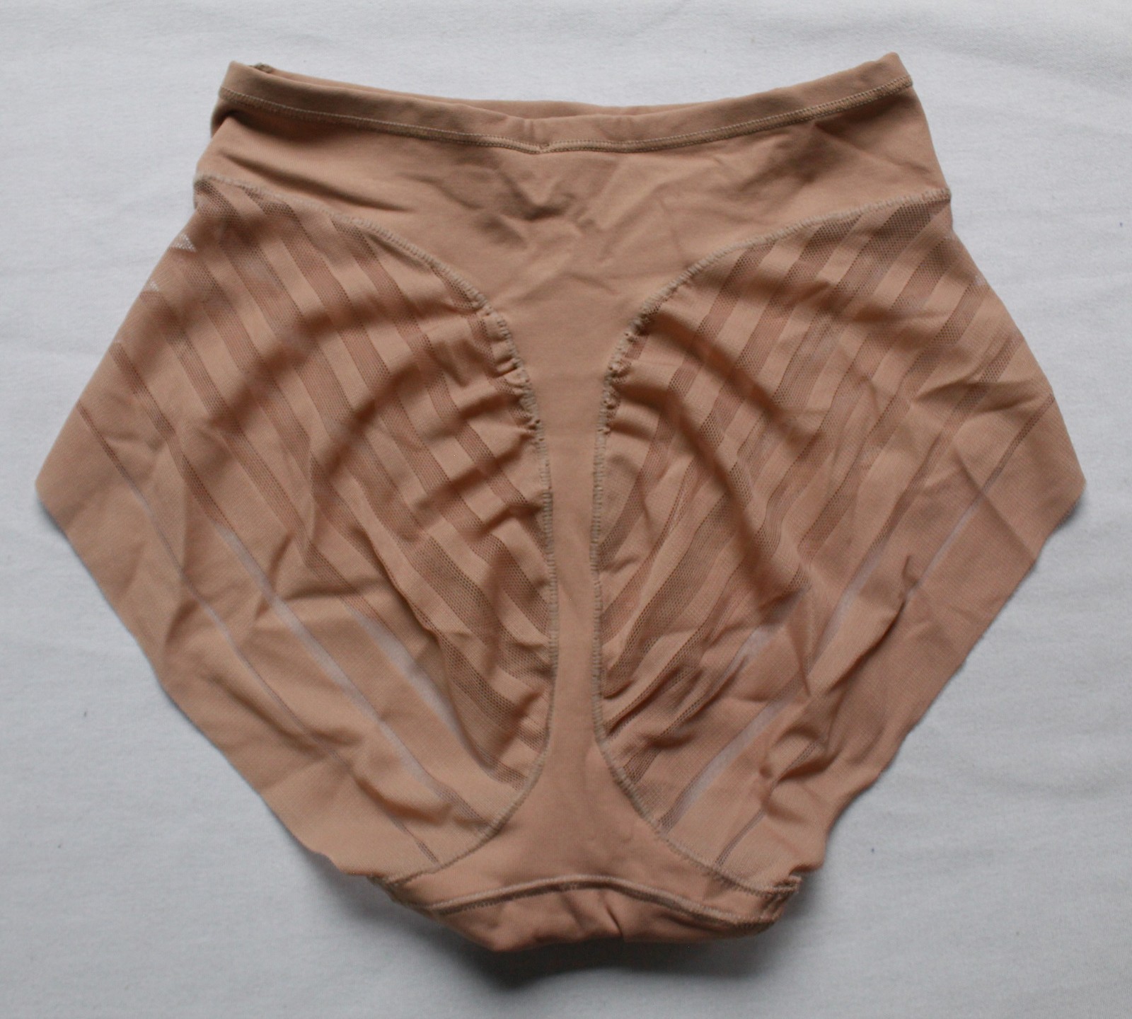 Leonisa Women’s Stripe Undetectable Classic Shaper Panty ZG3 Brown Small NWT