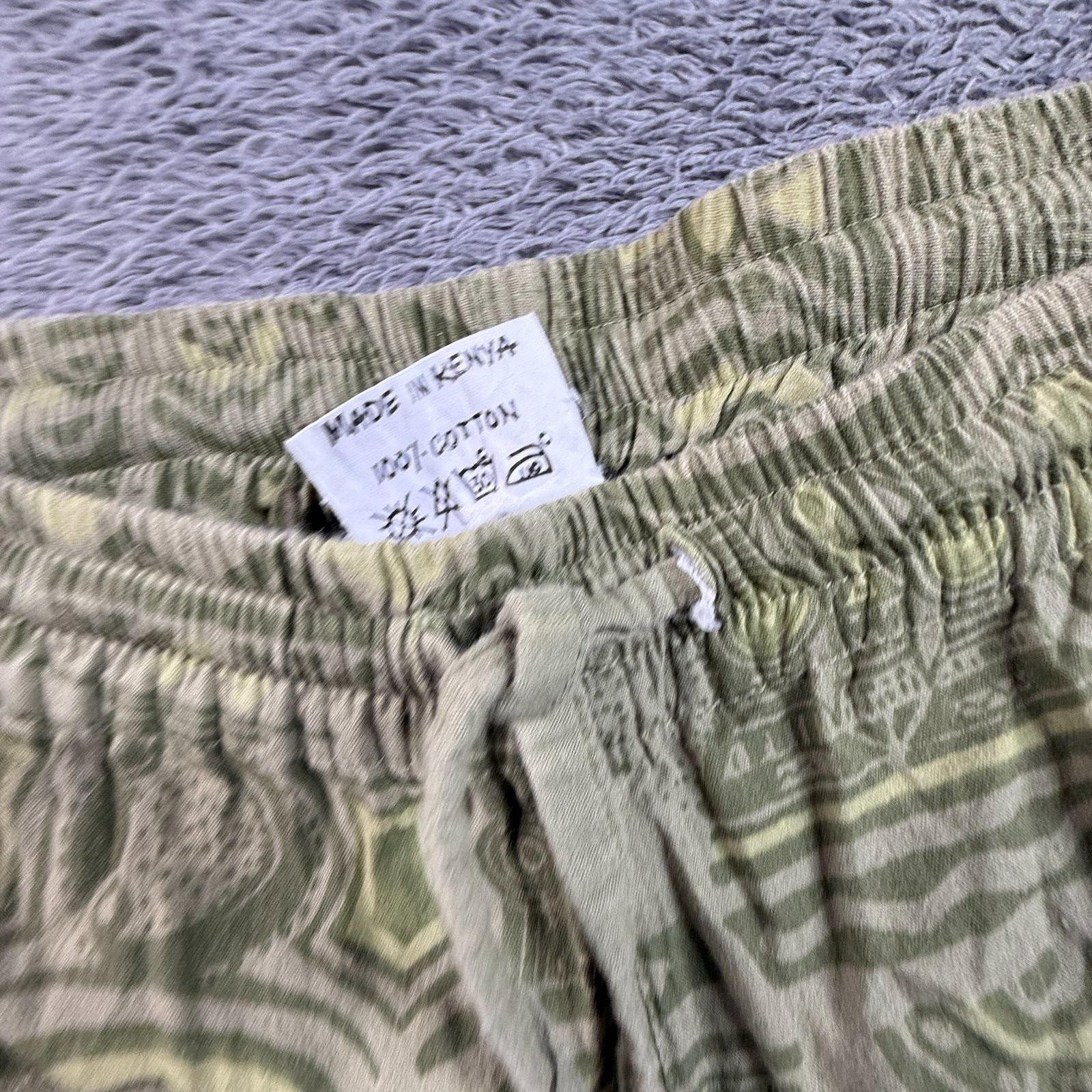 Kibo Ko Kenya Mens 34 Swim Shorts Trunks Green Tribal Print Lined Drawstring