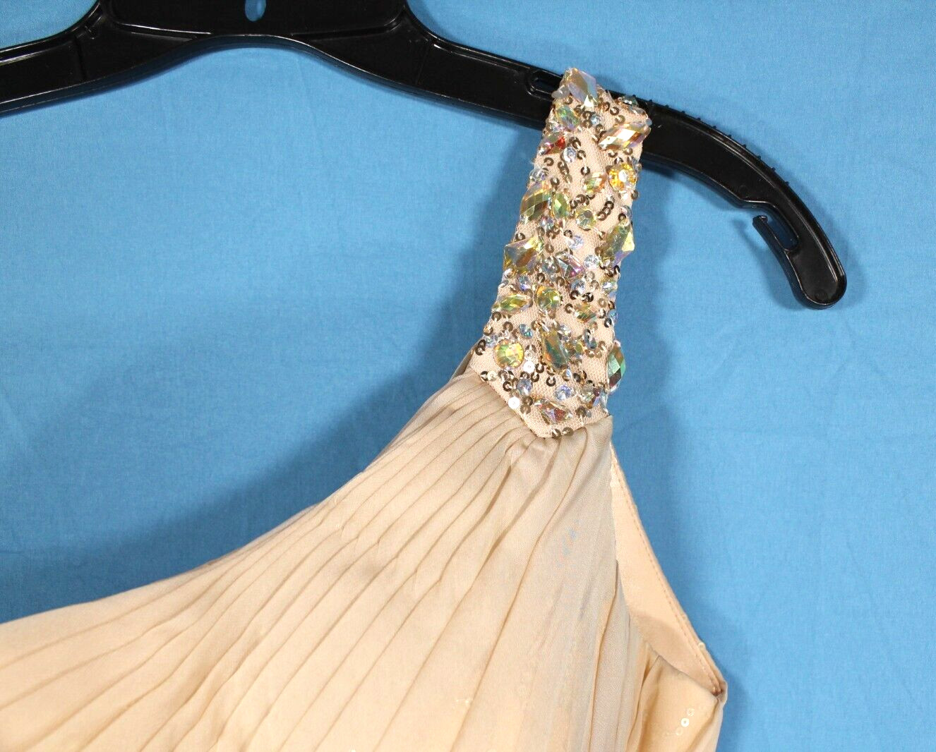 LA FEMME Champagne CHIFFON Beaded/Sequin ONE-SHOULDER Prom/Homecoming Dress Sz 4