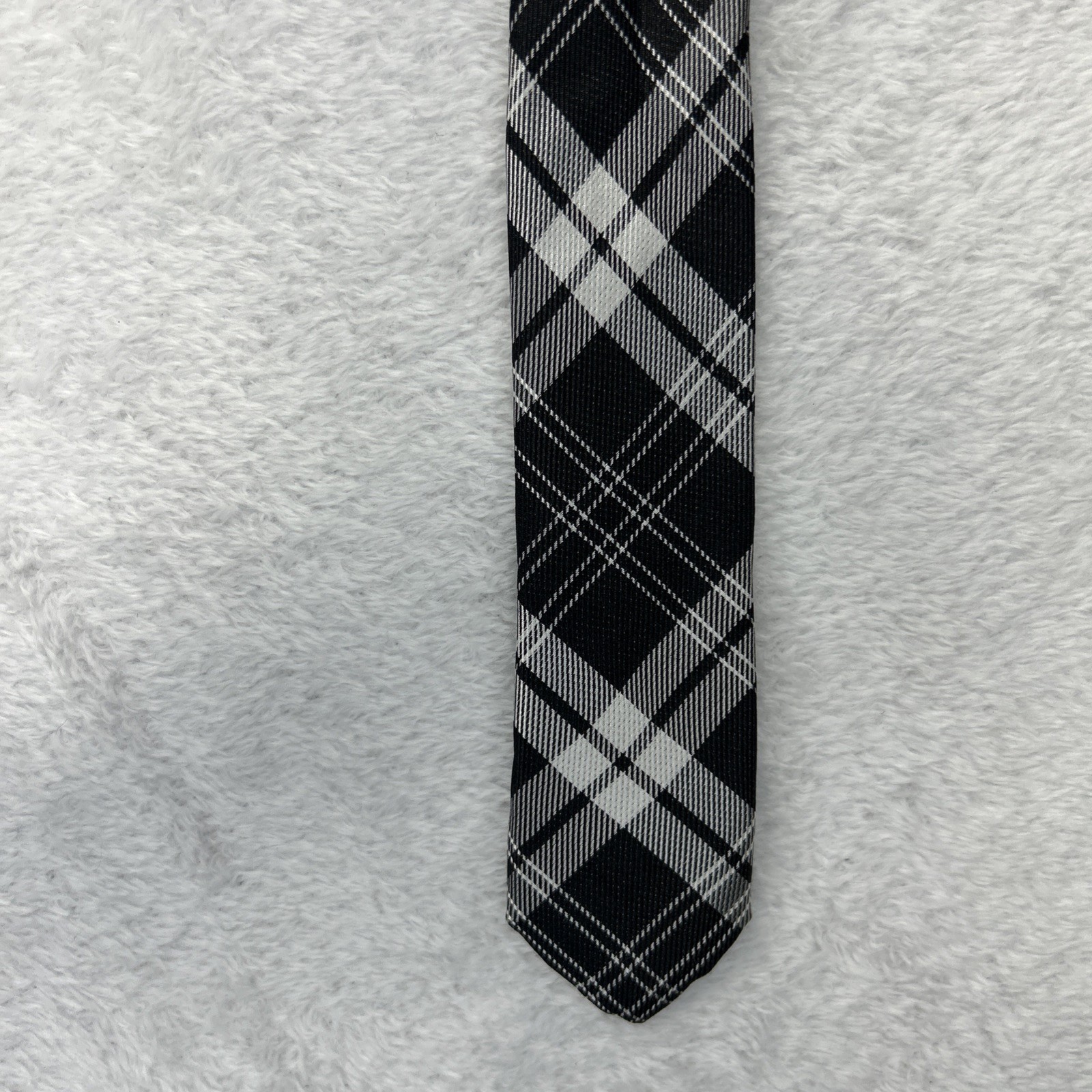 J.S Blank & Co. Black Silver Plaid Men’s Necktie 2.75”x 60” 100% Silk