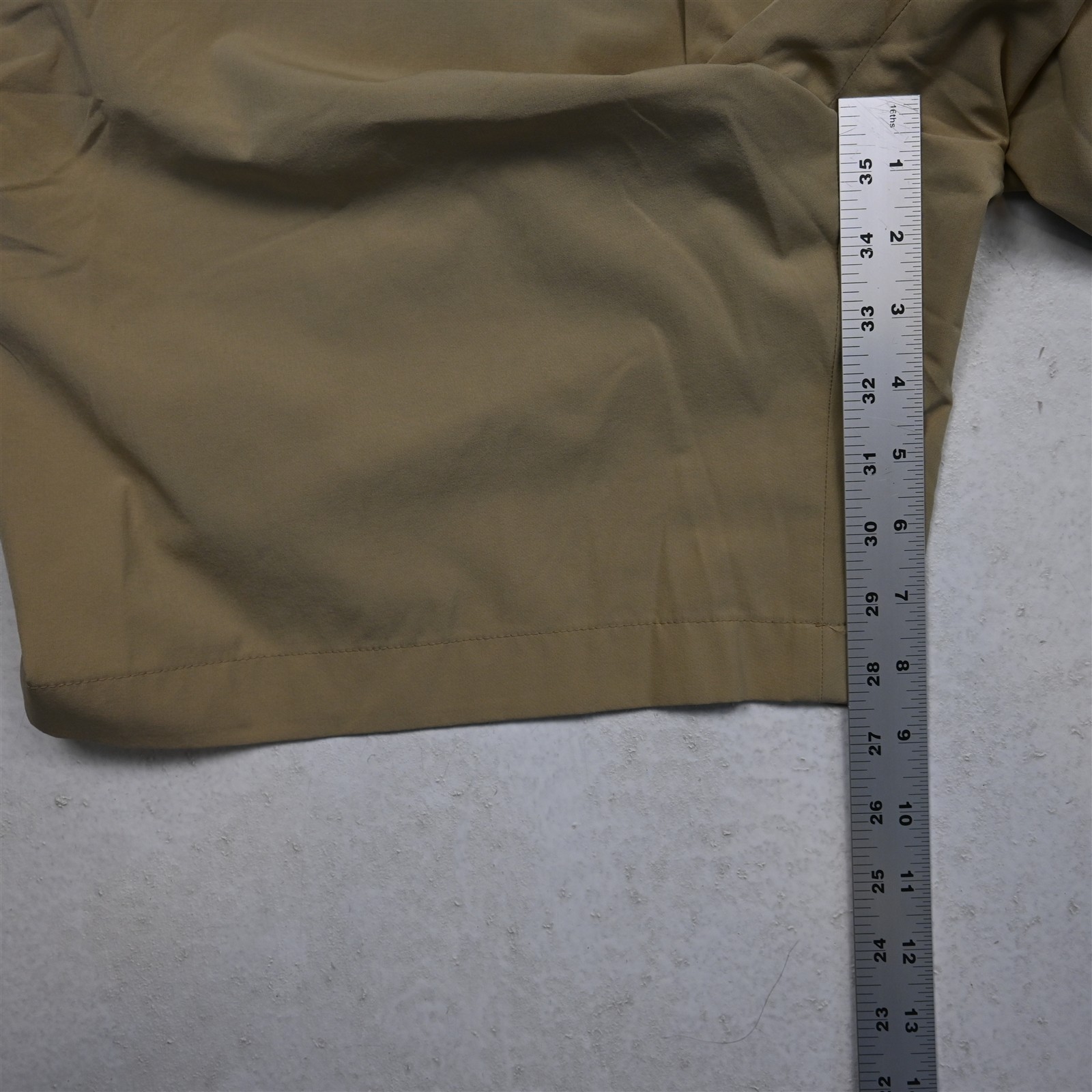 Brooks Brothers 42×8.75″ Khaki Performance Flat Front Dress Mens Shorts
