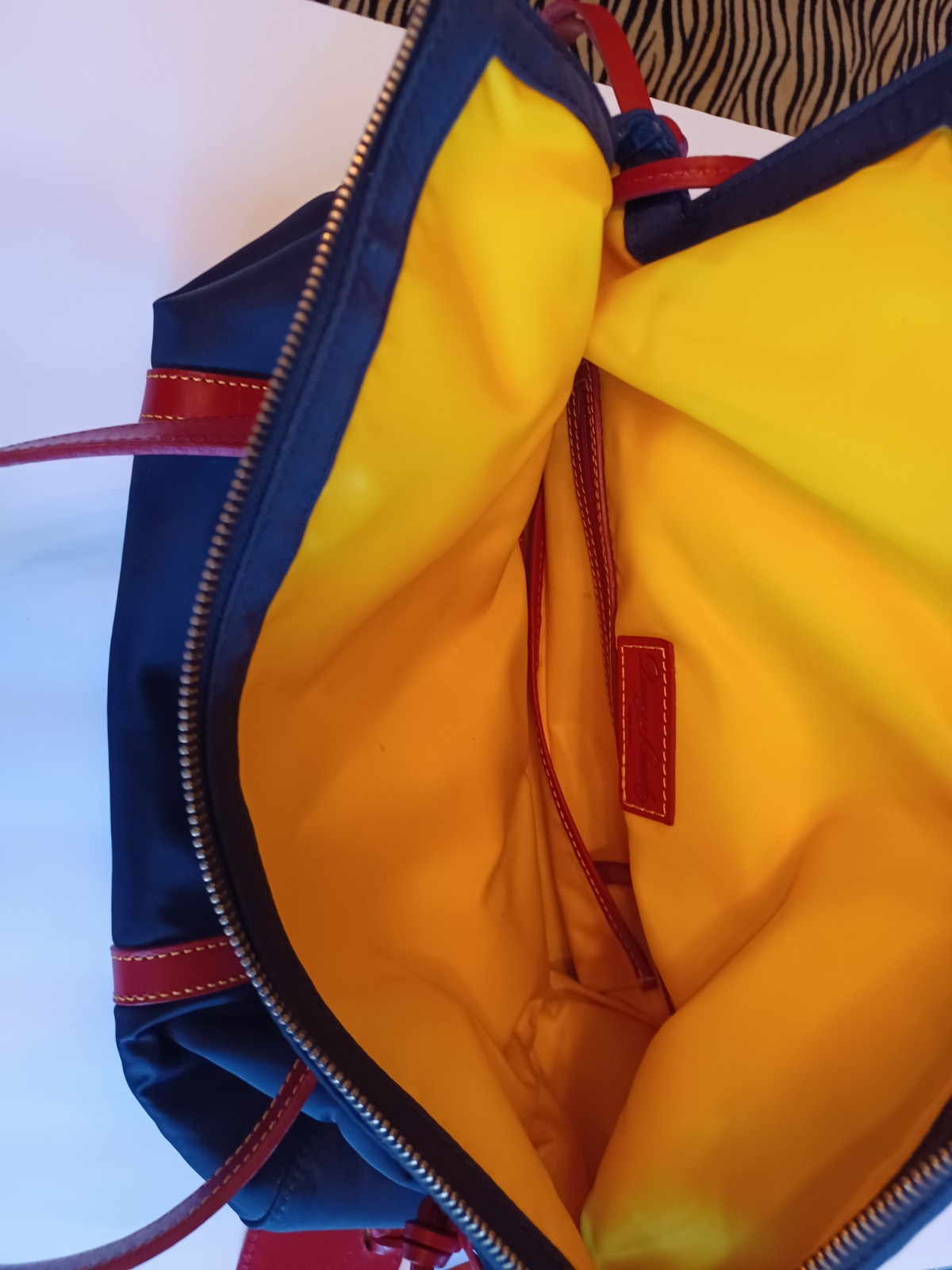 Dooney & Bourke Smith Shoulder Bag Navy Blue Nylon With Leather Trim(see Desc)