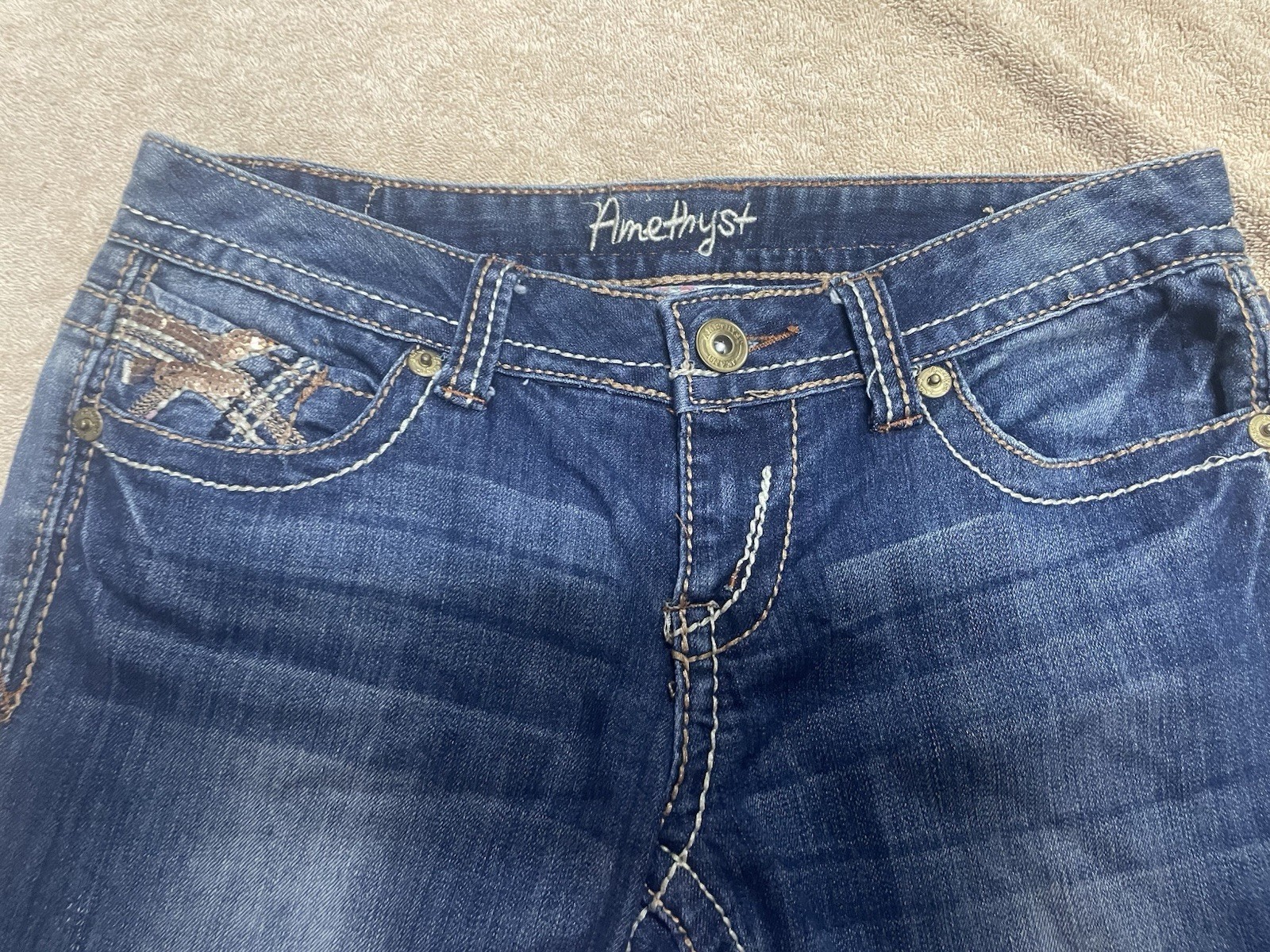 Amethyst Jeans Womans Size 7 Dark Wash Sequins Embellished Distressed