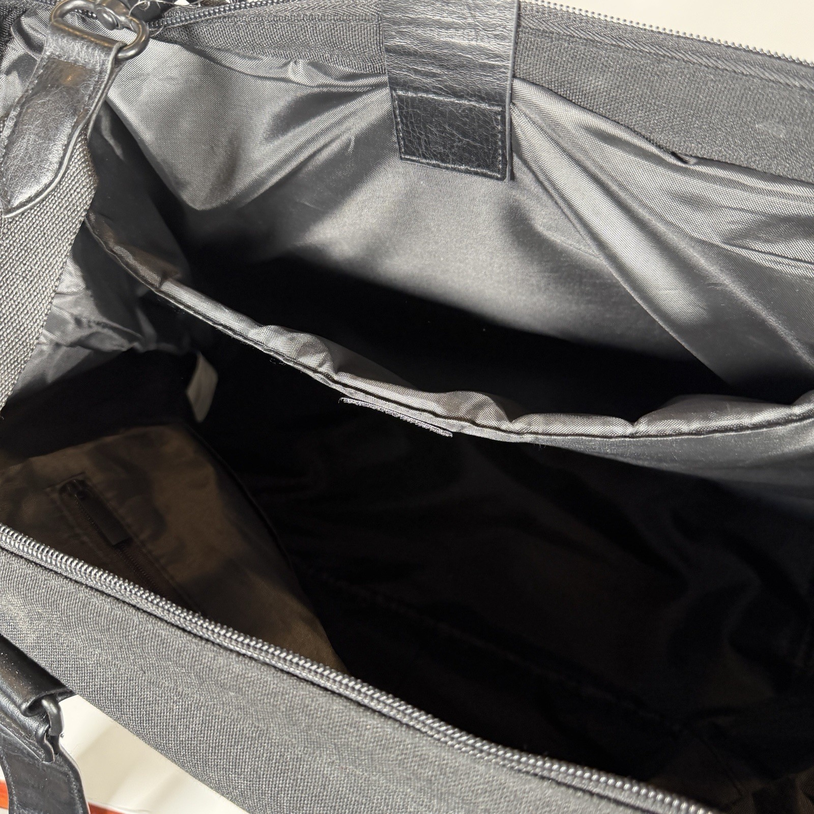 Beis Black Weekender Bag Lightweight Zip Closure Detachable Shoulder Strap Women