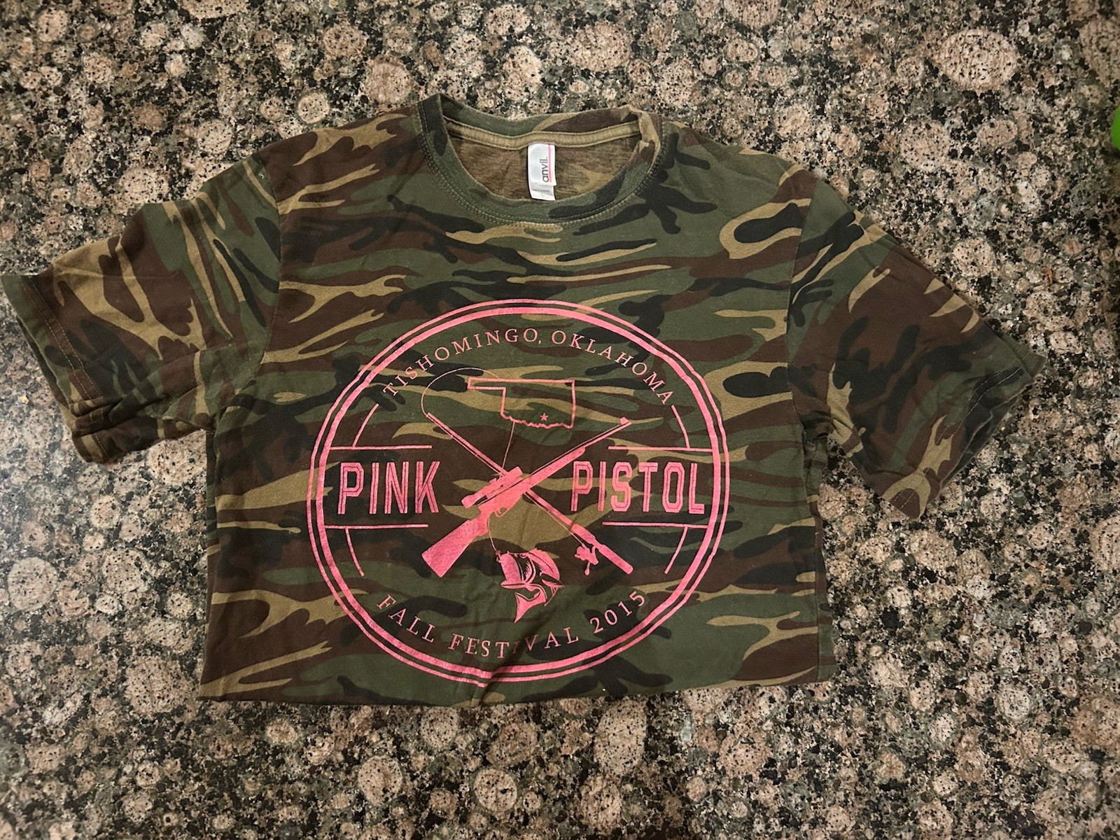 Anvil Camo Double-Sided Graphic Tee Pink Pistol Festival Crew Neck S