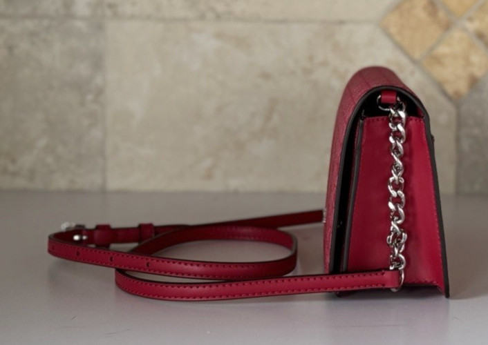 Michael Kors Jet Set Travel Medium Flap Shoulder Crossbody Bag MK Dark Raspberry