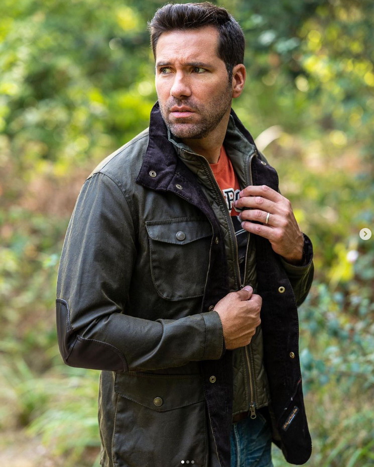 BARBOUR Ogston Wax Jacket w/ Elbow Patches Olive MSRP$540 Rugged Sophistication