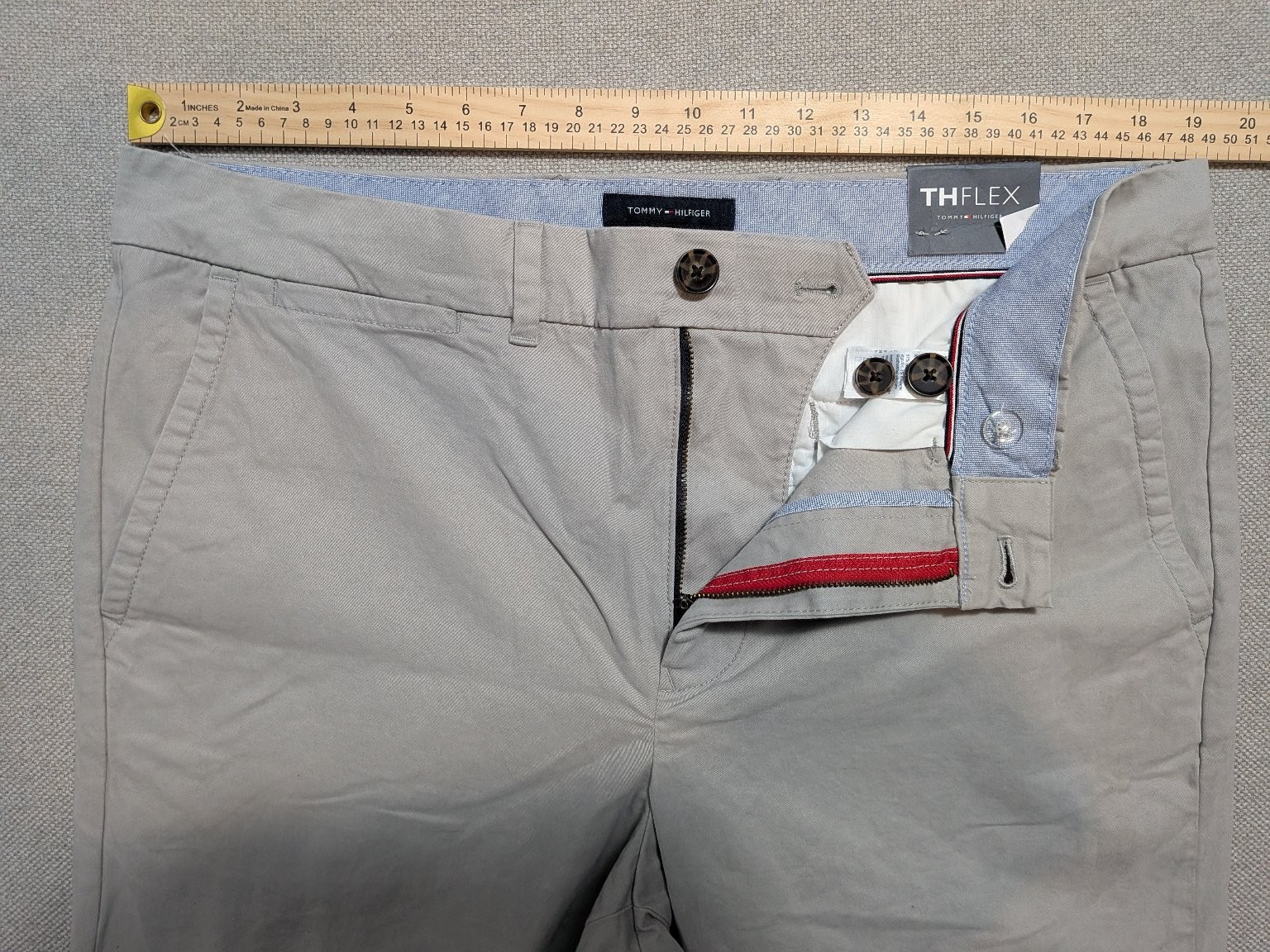 Tommy Hilfiger THFLEX Mens Pants Core Beige 36×36 Classic Fit Stretch Chino