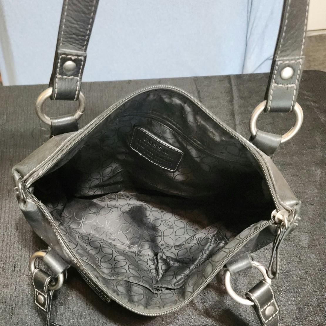 Fossil black leather shoulder bag