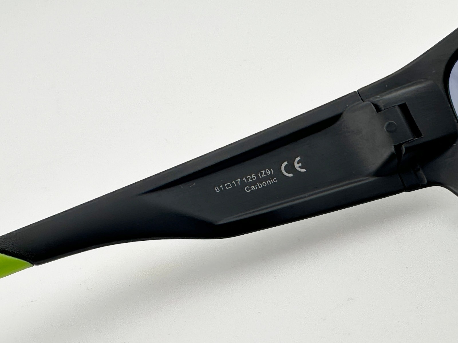 Smith FORGE Matte Black Green Mirror Sunglasses *minor scratches on lenses*