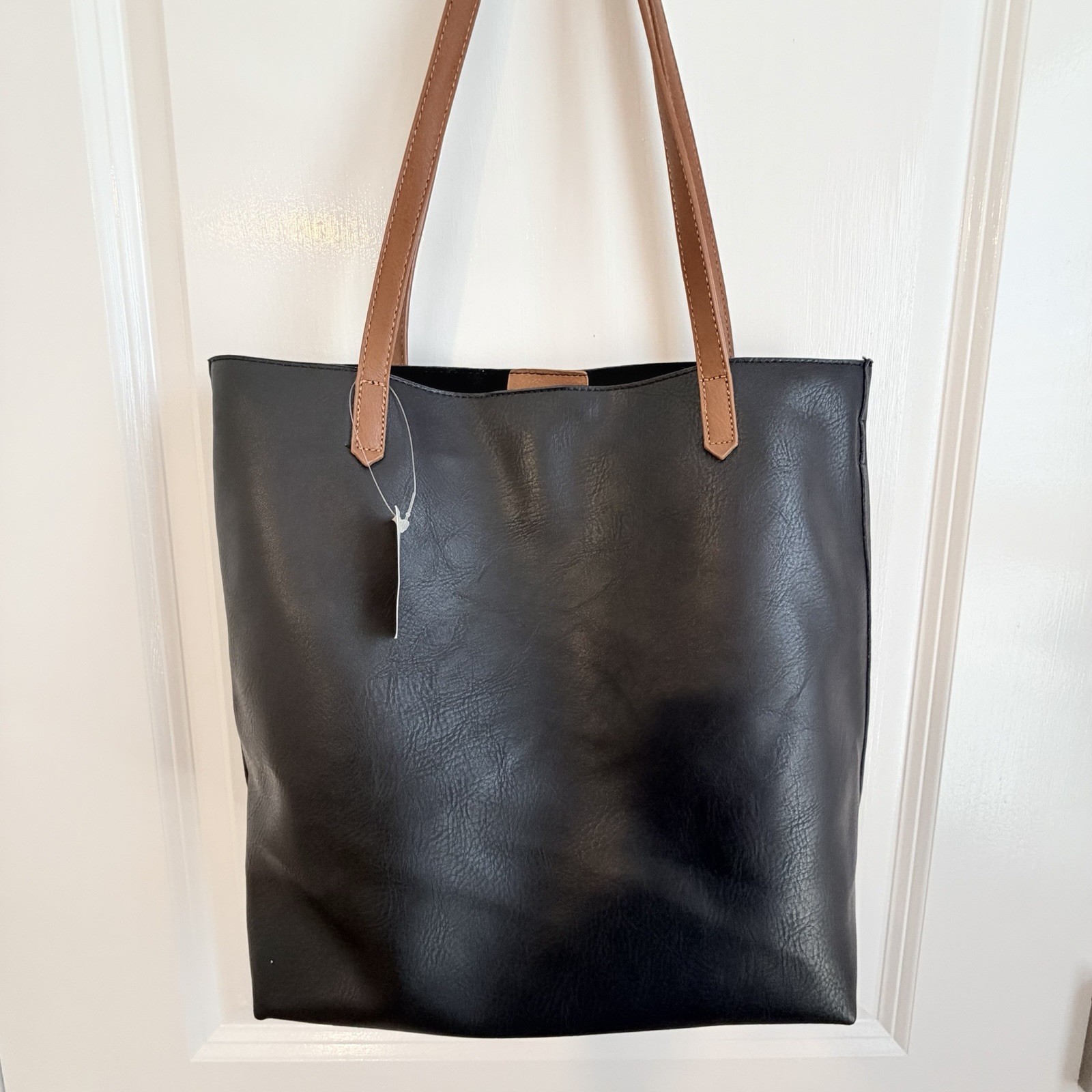 NWT Francesca’s Black Tote Bag Large Shoulder Purse w/ Crossbody Strap