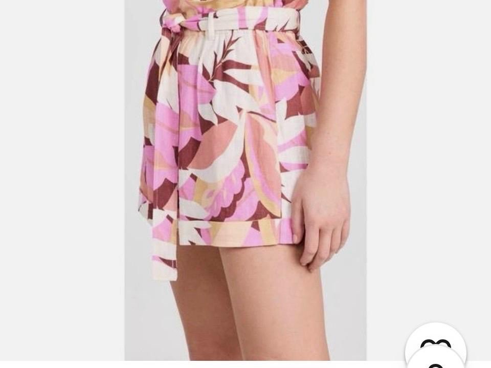 MINKPINK Womens Tropical Leaf Paperbag Shorts Size Small Belted Linen Blend Pink