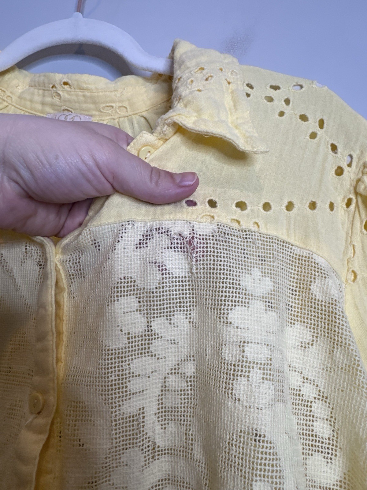 LOGO Lavish Eyelet Lace Blouse Butter Yellow Boho Cottagecore Button XL Spring
