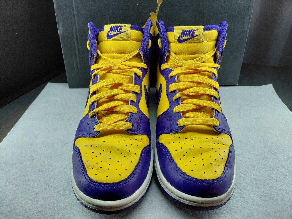 Mens Size 7.5 – Nike Dunk High Lakers Used Good Condition