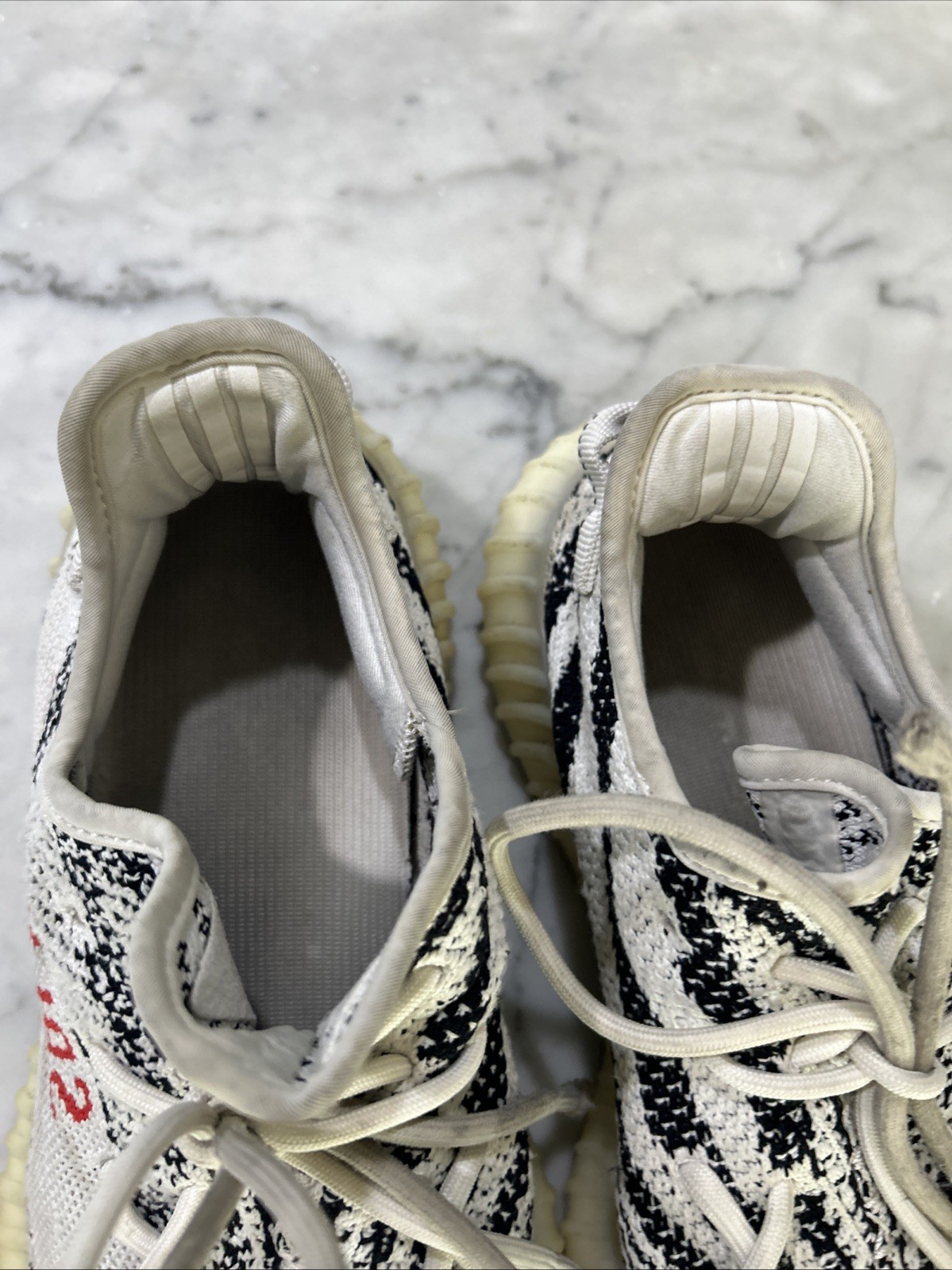 Size 9 – adidas Yeezy Boost 350 V2 Low Zebra