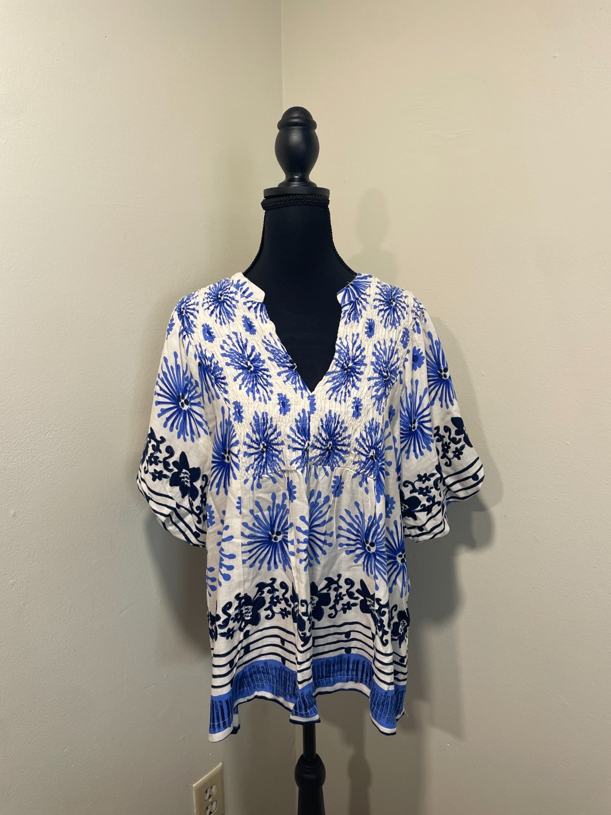 Umgee top, Size L, Women’s- Flowy Fit for Summer