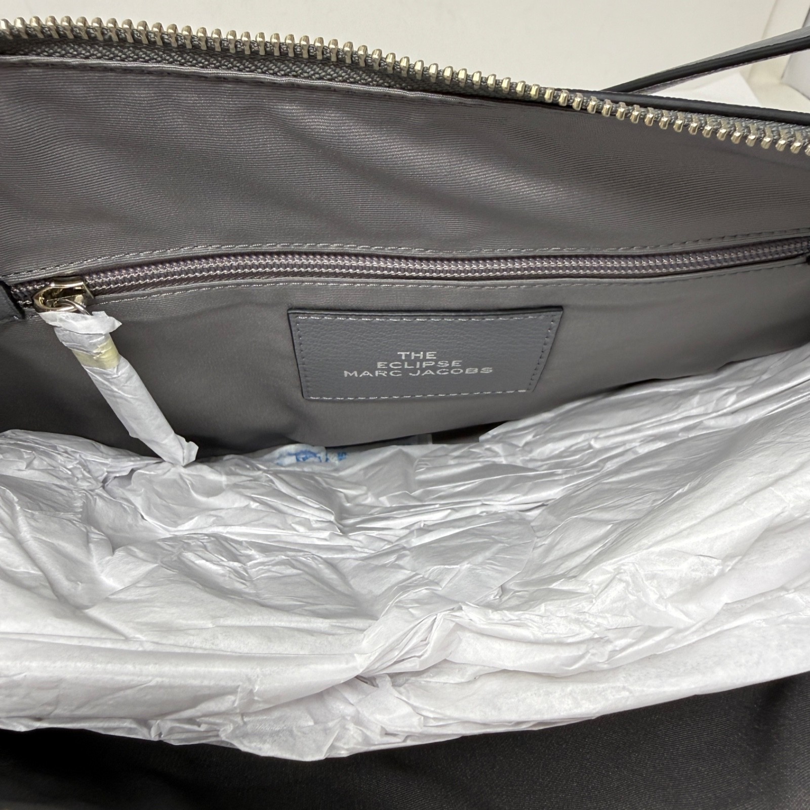 NEW Marc Jacobs The Eclipse Genuine Leather Half Circle Chain Purse Smoked Pearl